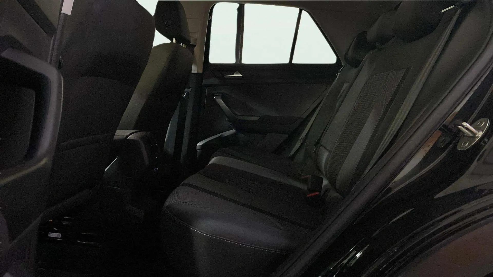 Volkswagen T-Roc Life 1.0 TSI - foto 11