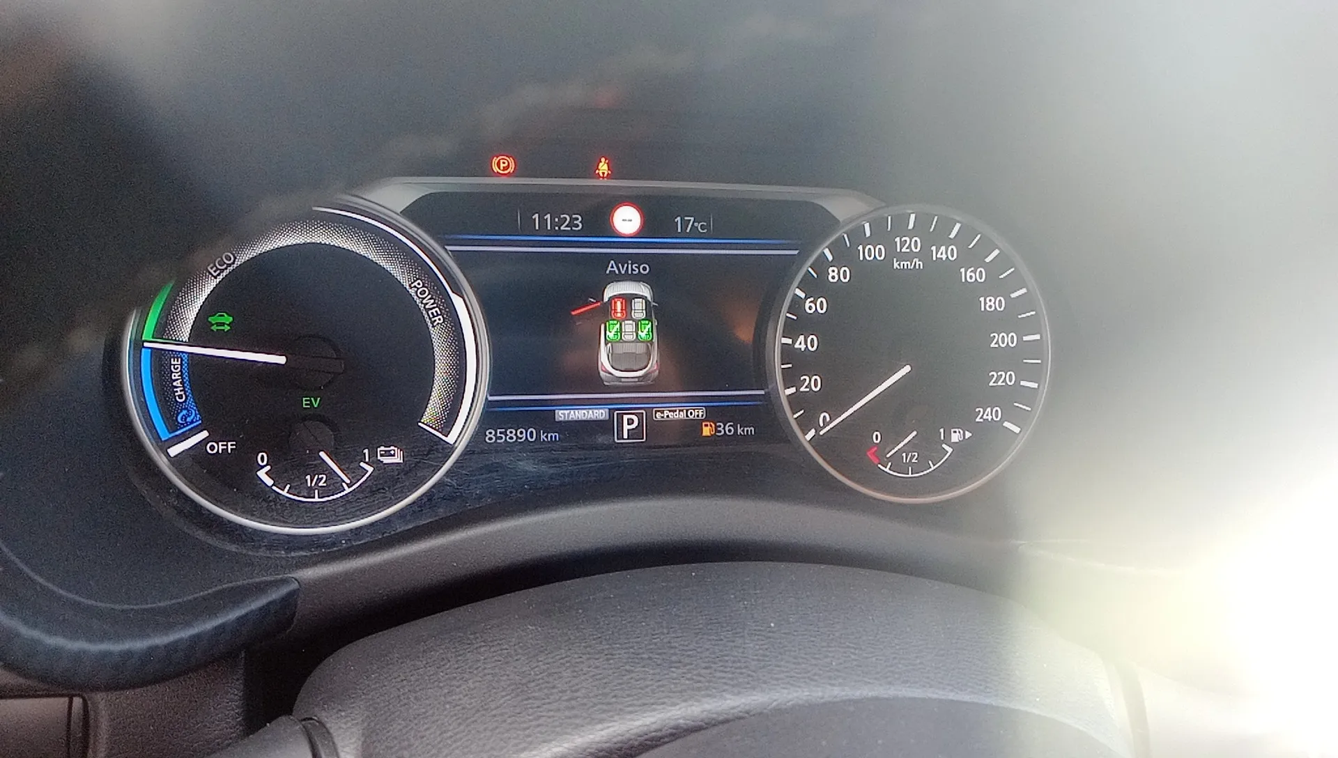 Nissan Juke 1.6 Hybrid N-Connecta - foto 9
