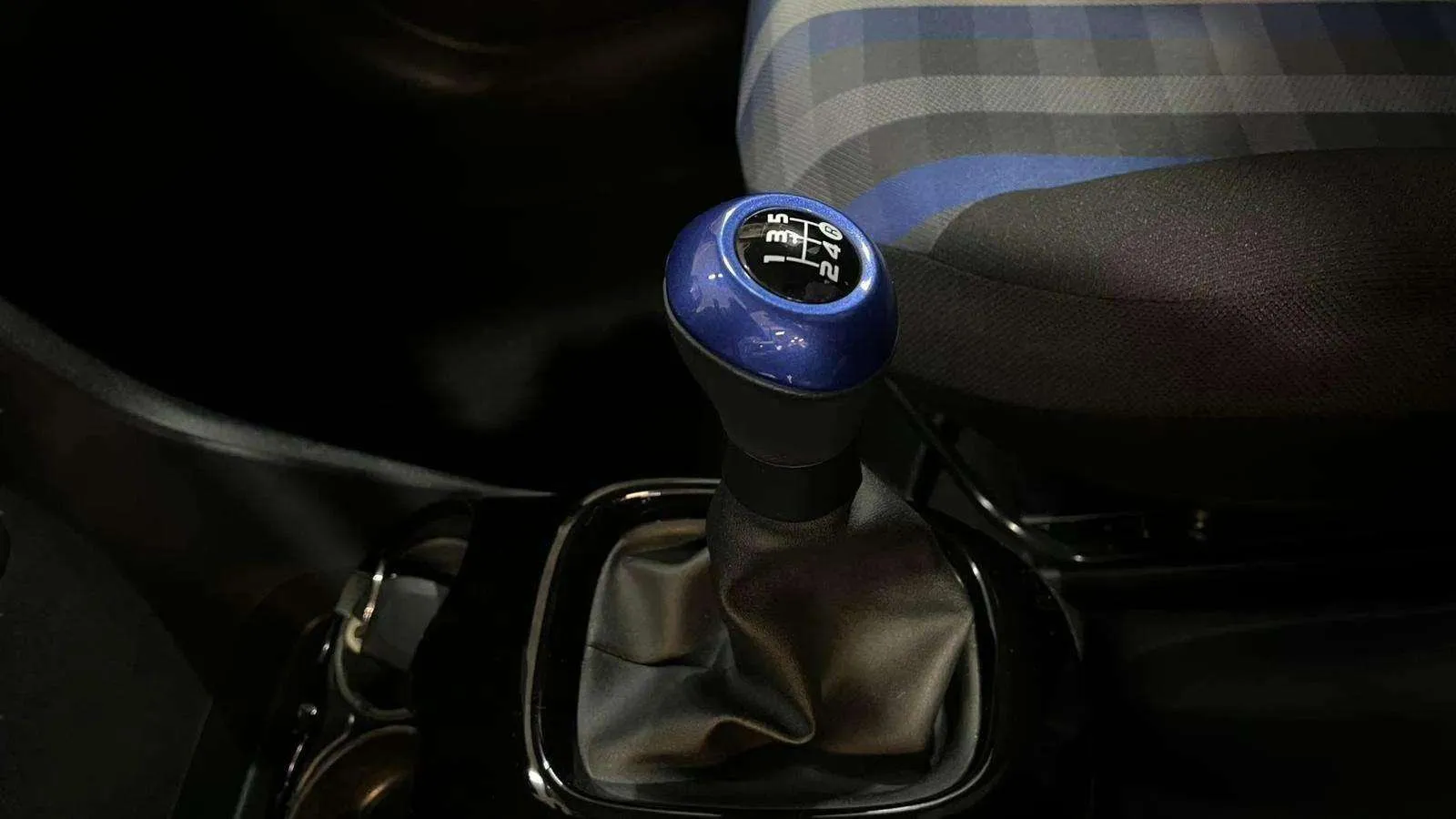 Peugeot 108 Allure VTi - foto 21
