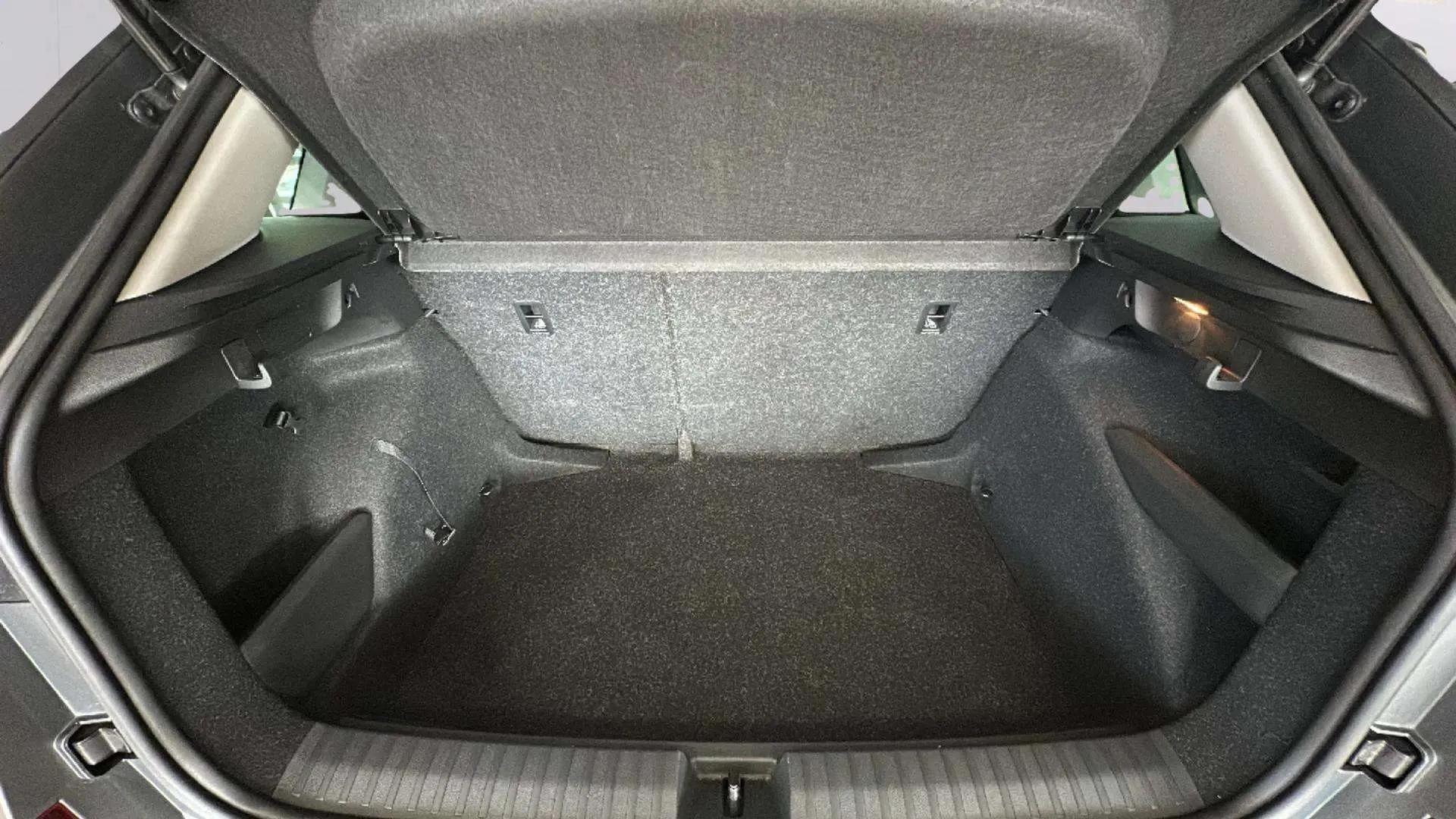 Škoda Kamiq 1.0 TSI Ambition - foto 6