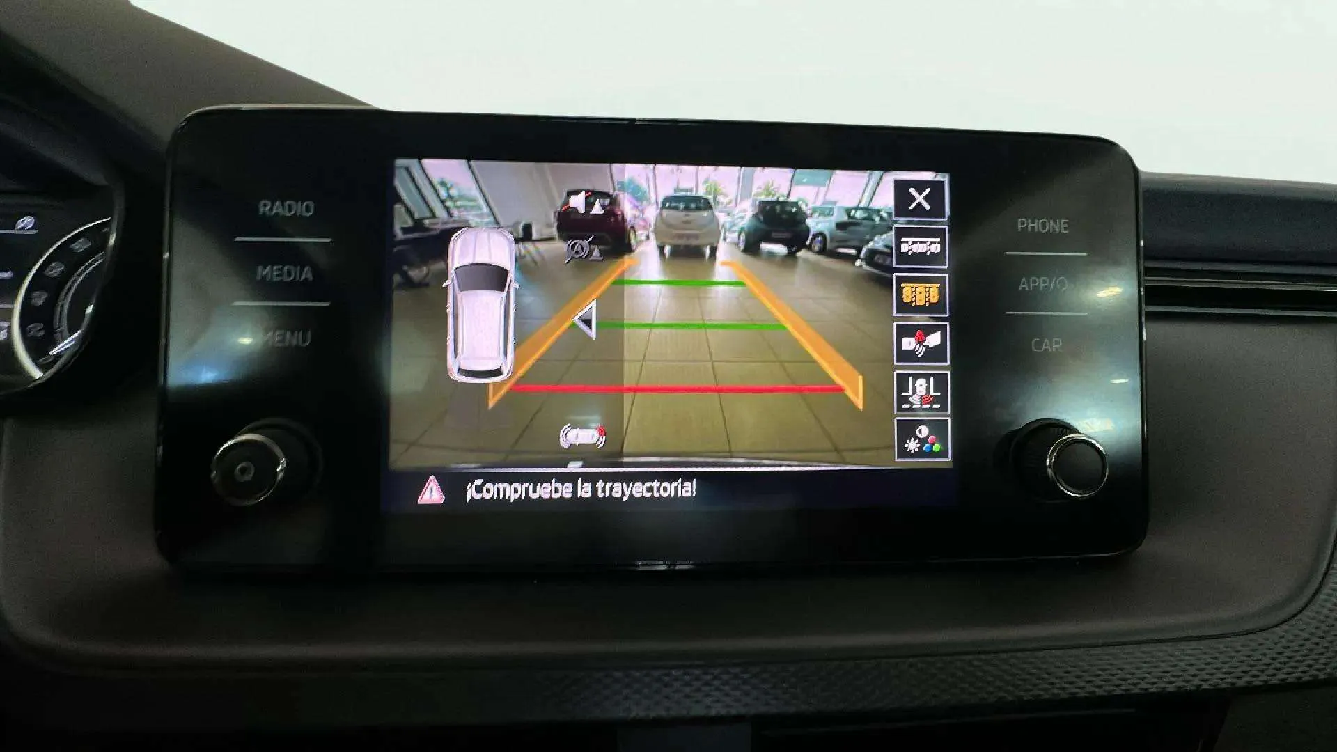Škoda Kamiq 1.0 TSI Ambition - foto 13
