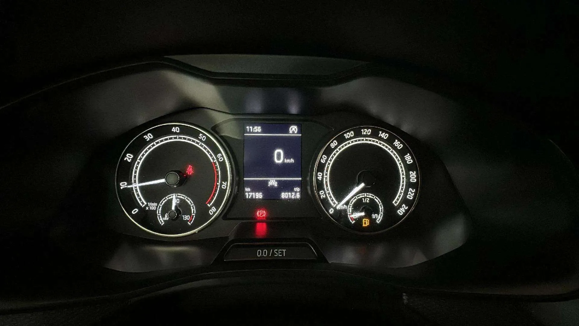 Škoda Kamiq 1.0 TSI Ambition - foto 11