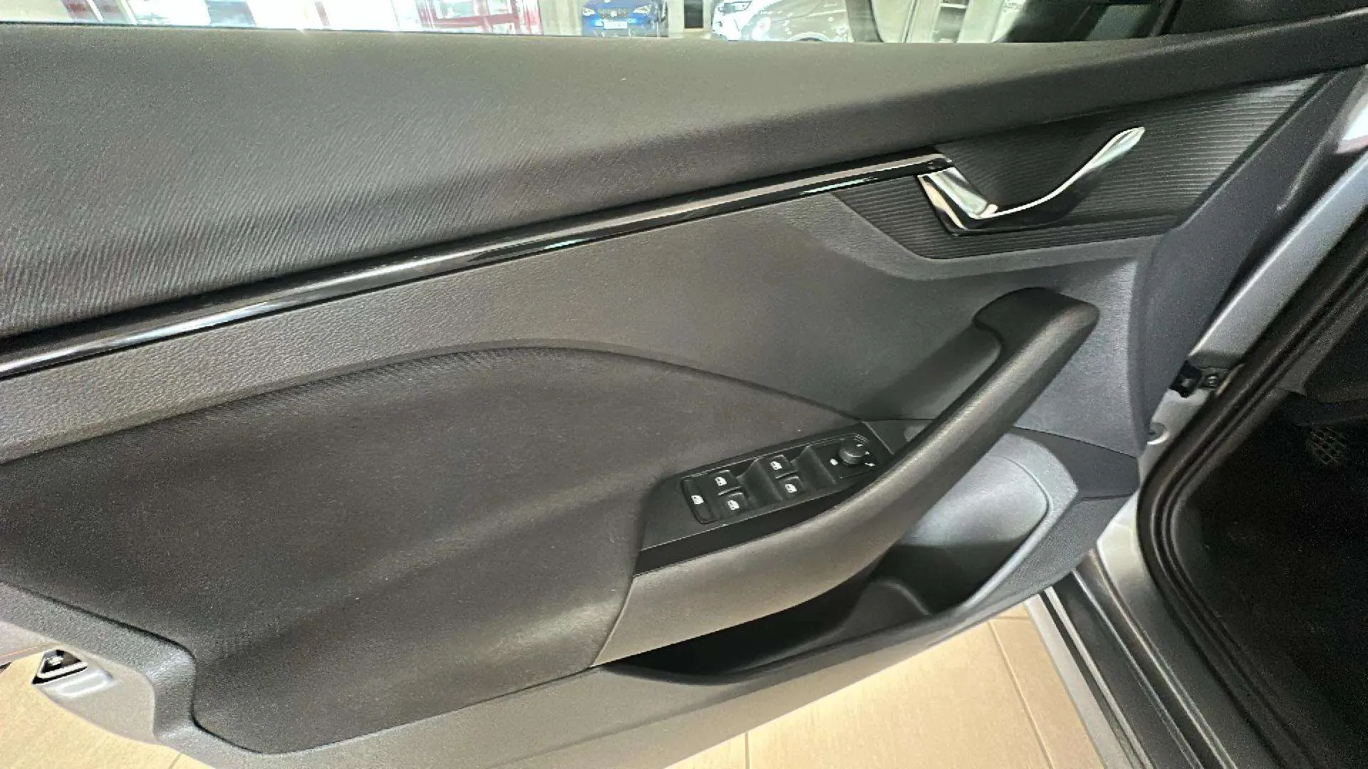 Škoda Kamiq 1.0 TSI Ambition - foto 8