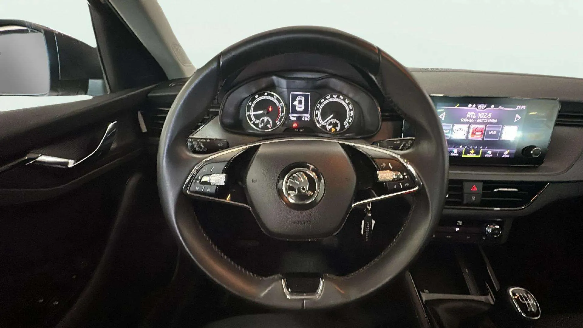 Škoda Kamiq 1.0 TSI Ambition - foto 10