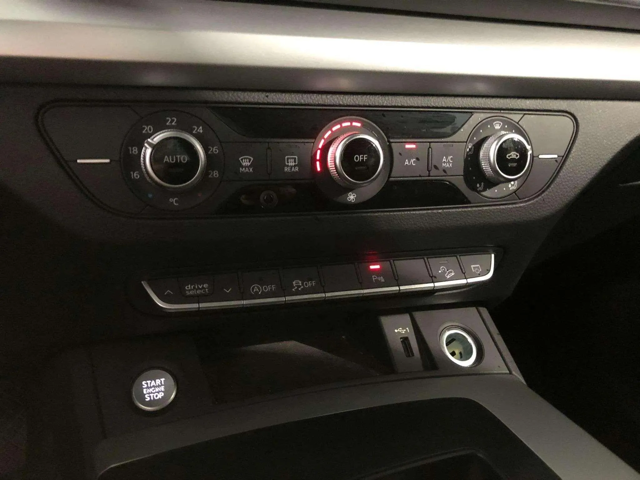 Audi Q5 35 TDI S tronic - foto 13
