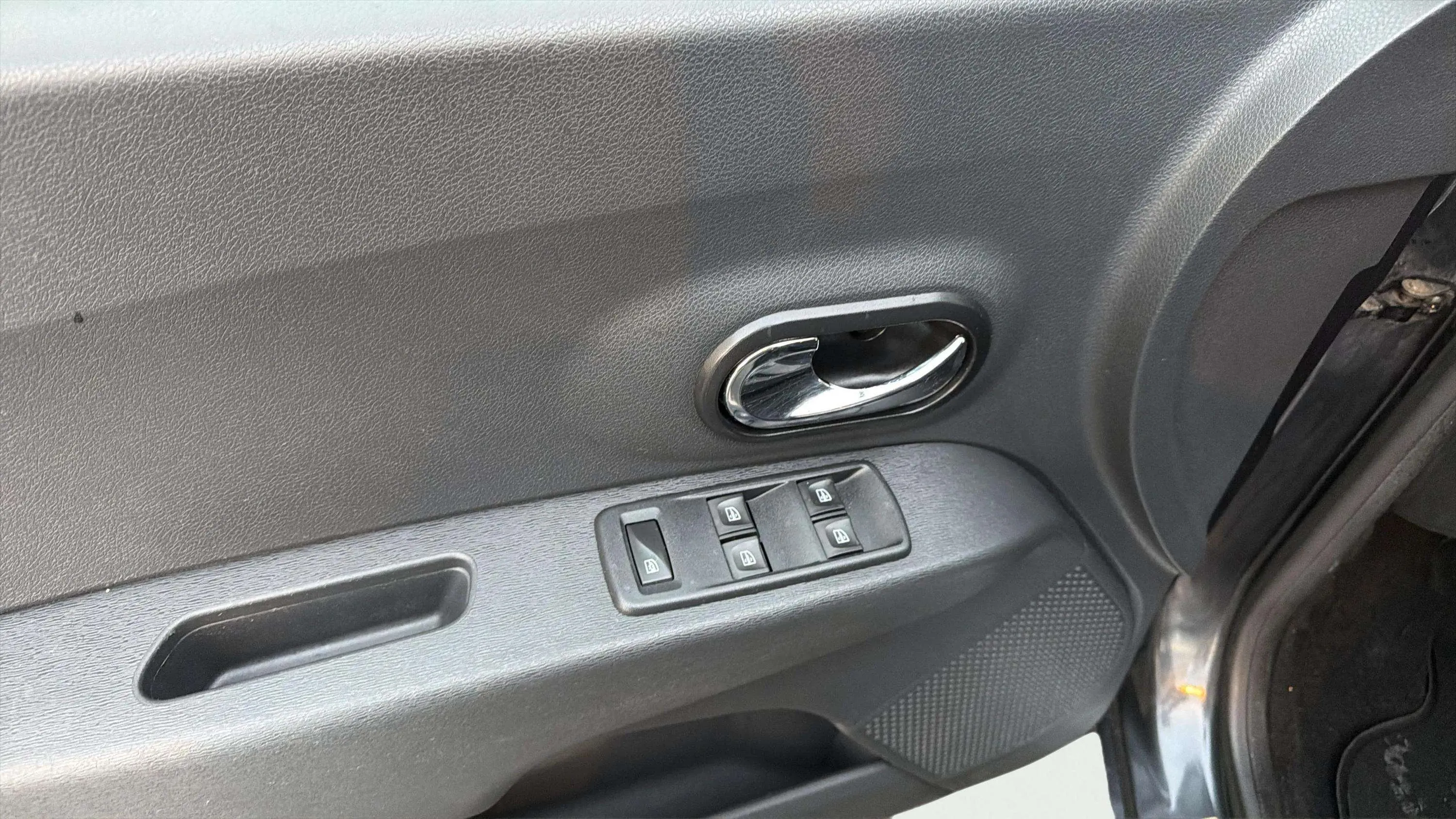 Dacia Lodgy SL Aniversario Blue dCi 7 plazas - foto 18