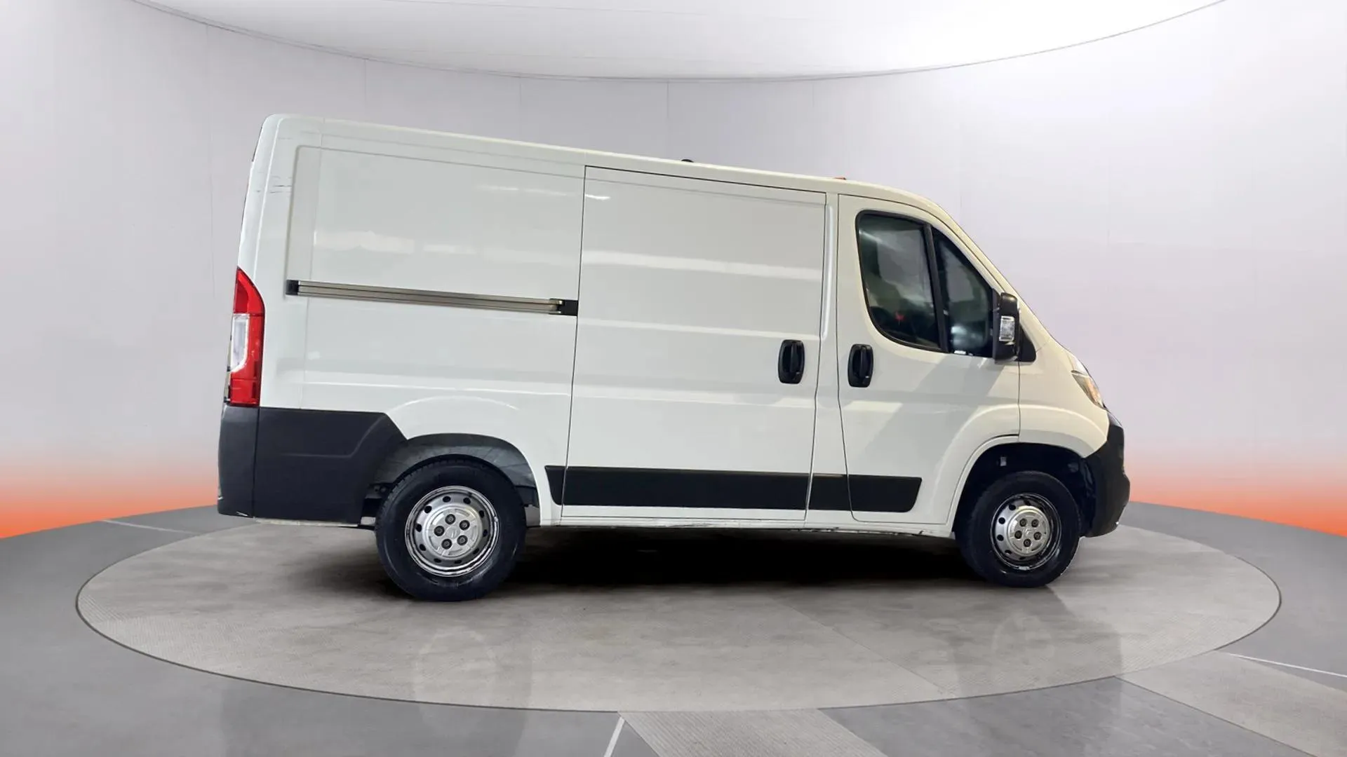 Citroën Jumper BlueHDi Furgón 30L1H1 - foto 8