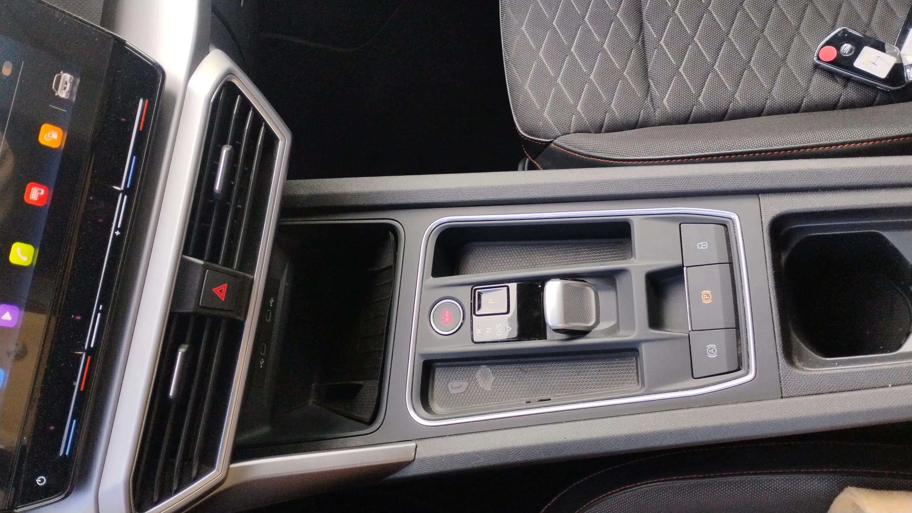 SEAT León 1.4 e-Hybrid DSG-6 FR - foto 13
