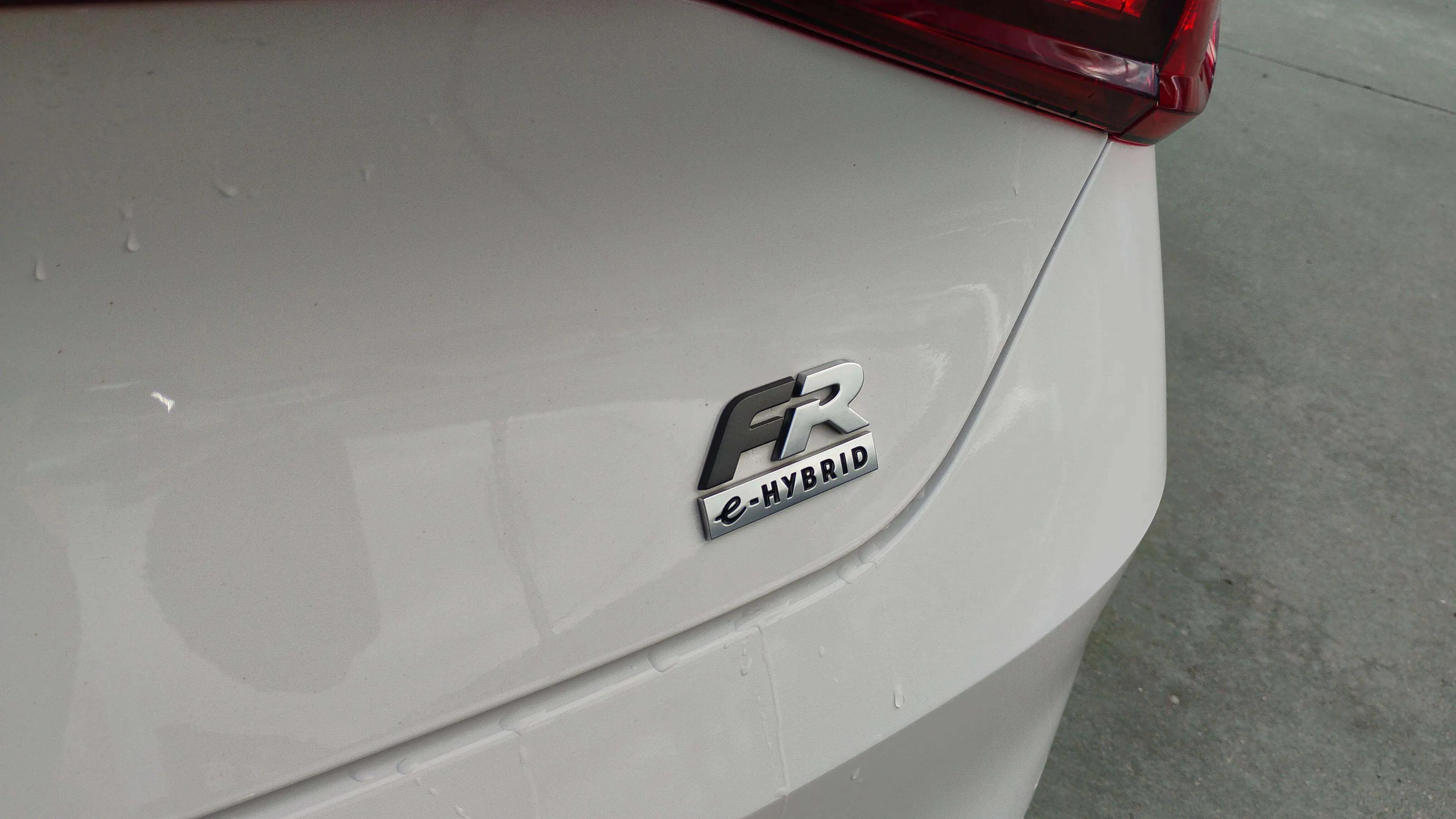 SEAT León 1.4 e-Hybrid DSG-6 FR - foto 21