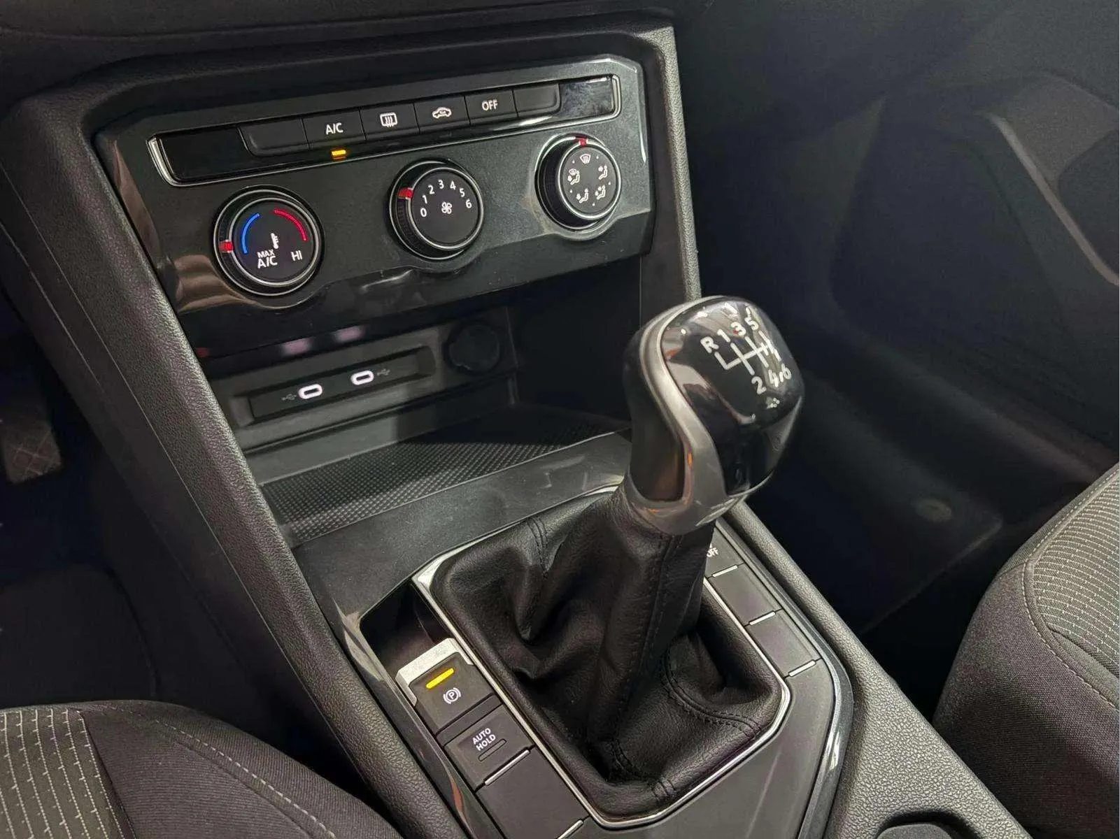 Volkswagen Tiguan Life 1.5 TSI - foto 17