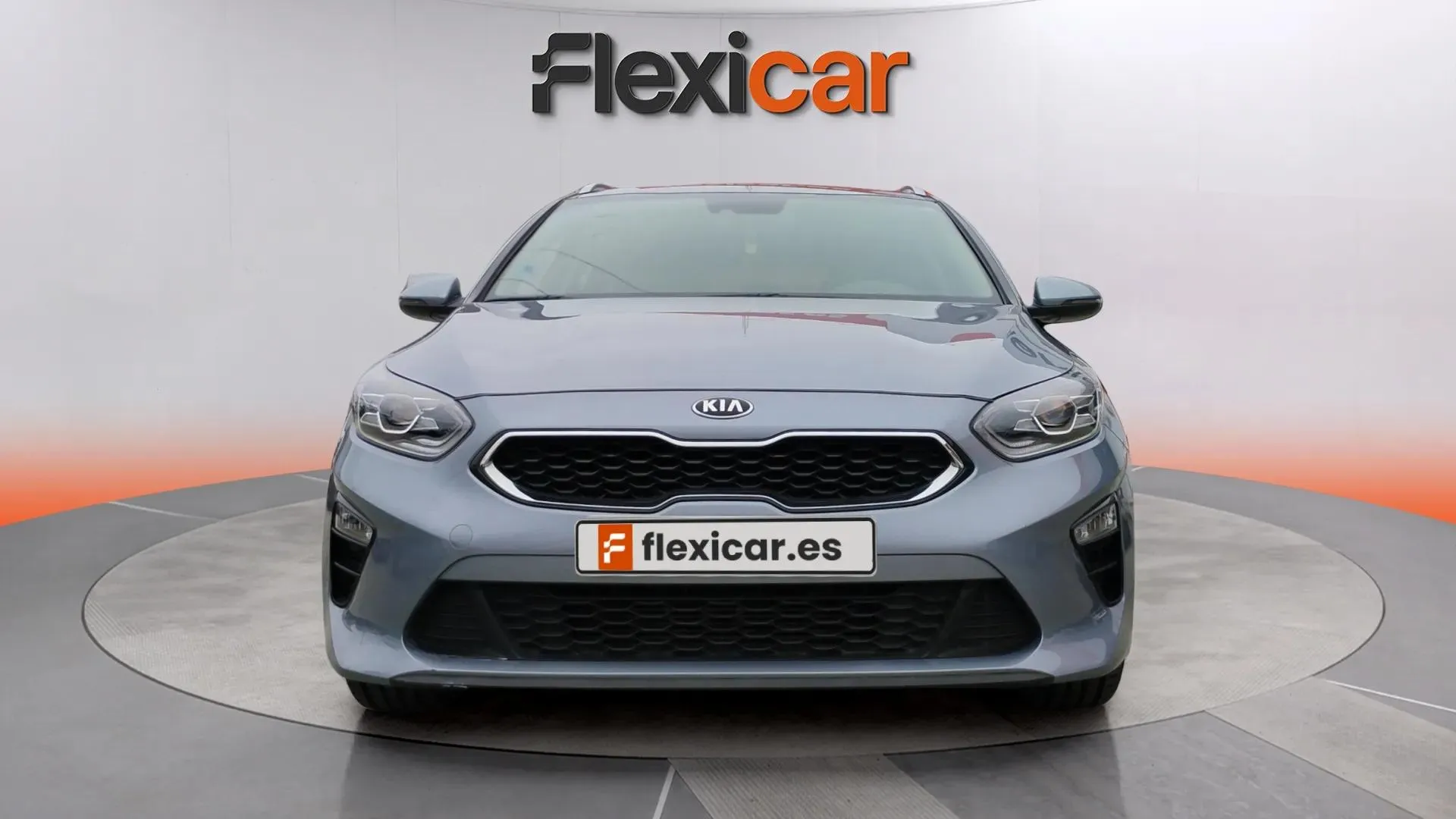 Kia Ceed Tourer 1.6 MHEV Tech DCT - foto 2