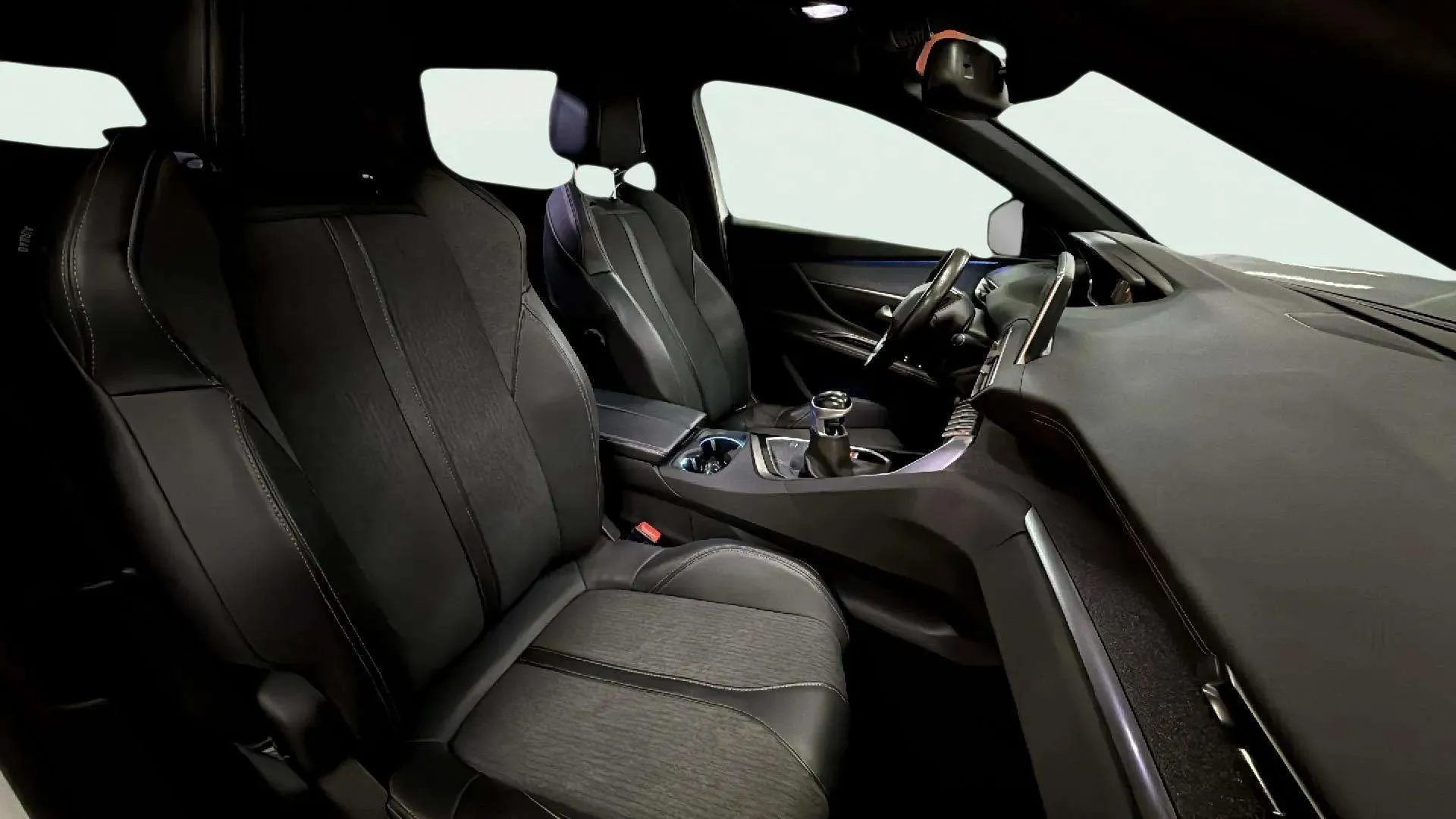 Peugeot 5008 1.5 BlueHDi GT - foto 11
