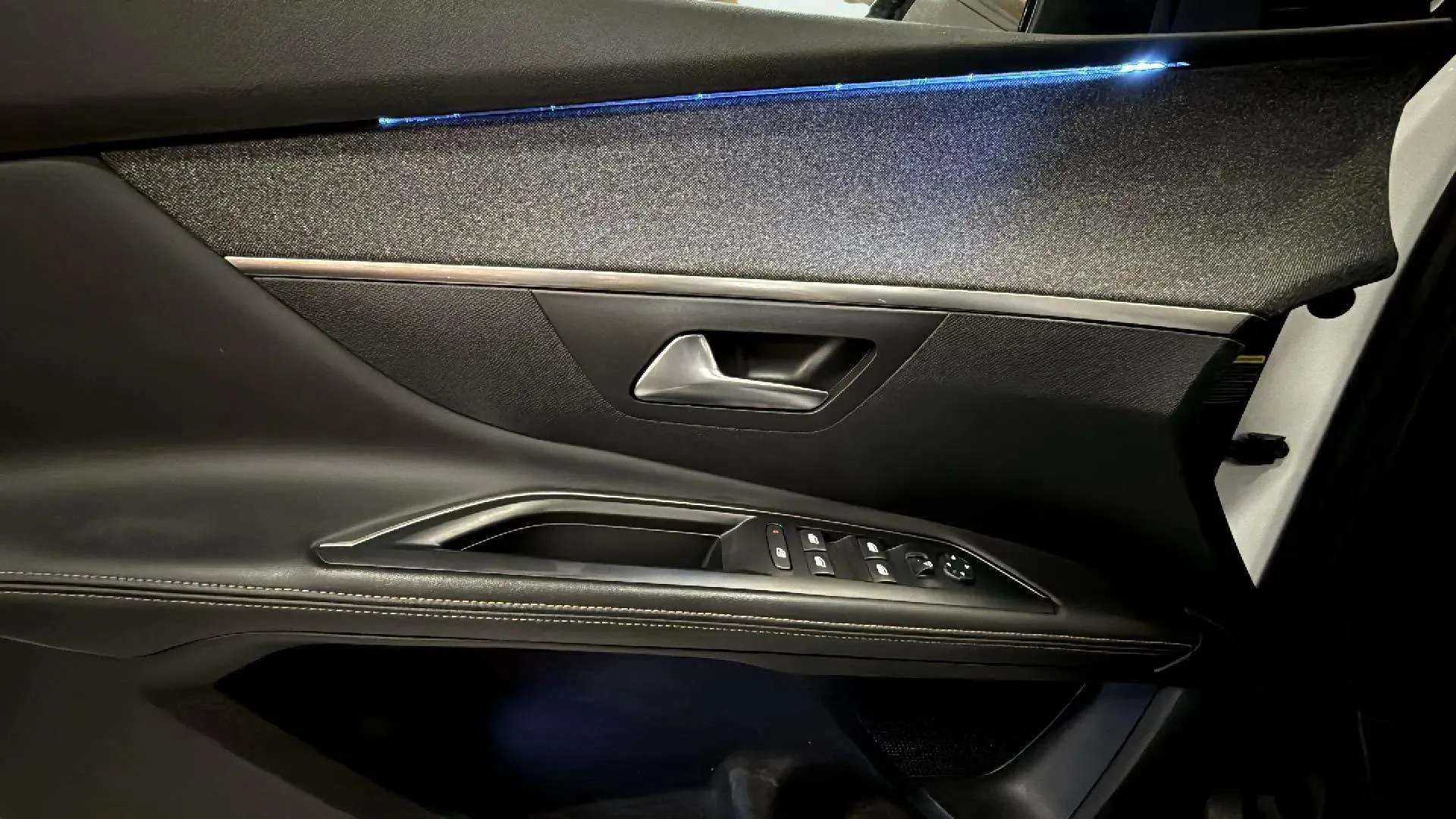 Peugeot 5008 1.5 BlueHDi GT - foto 17