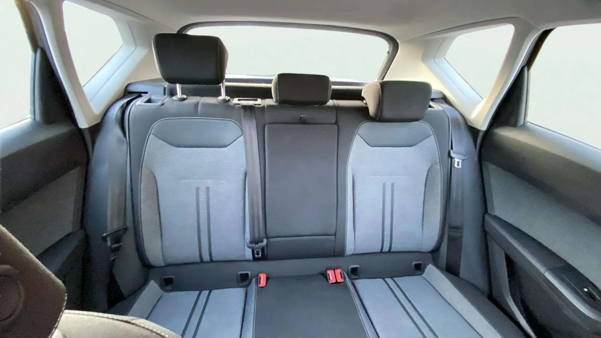 SEAT Ateca 1.5 TSI DSG FR XL - foto 13