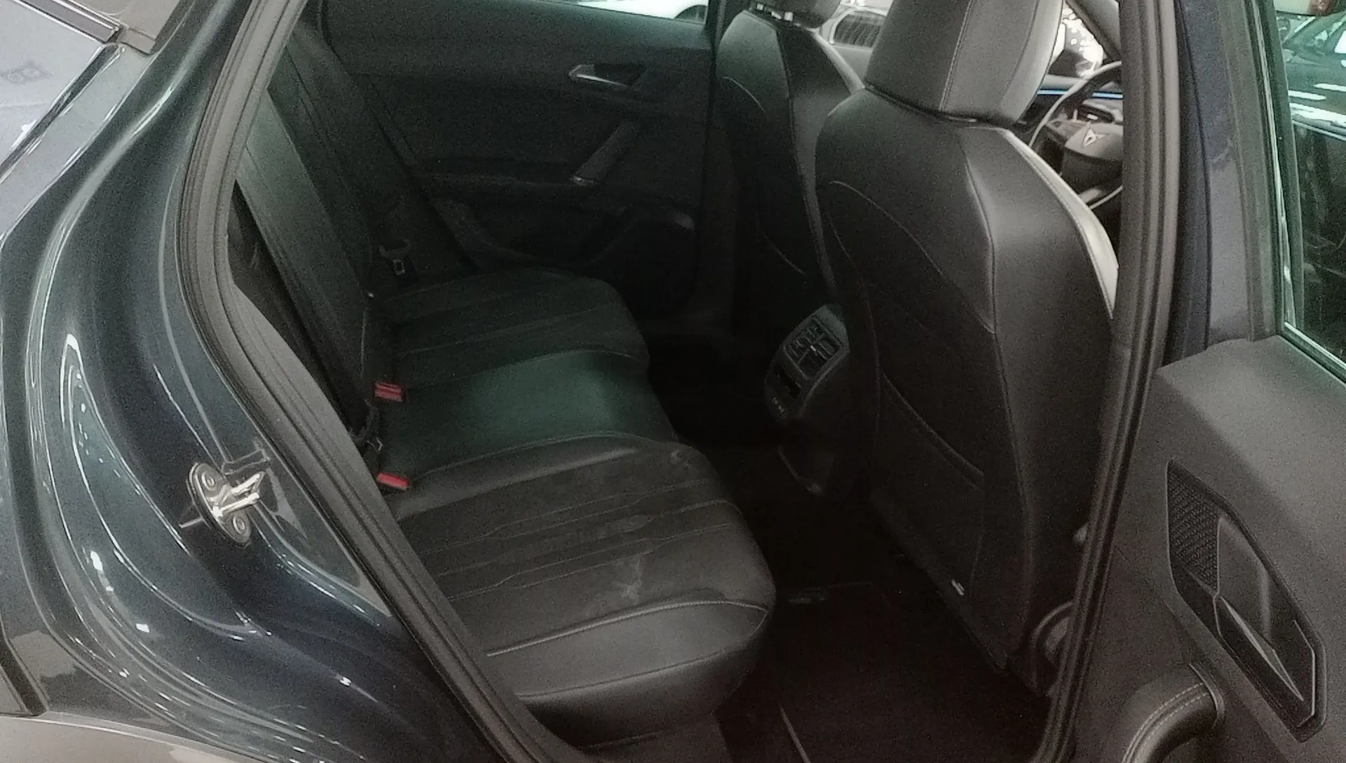Cupra Formentor 1.5 TSI DSG - foto 11