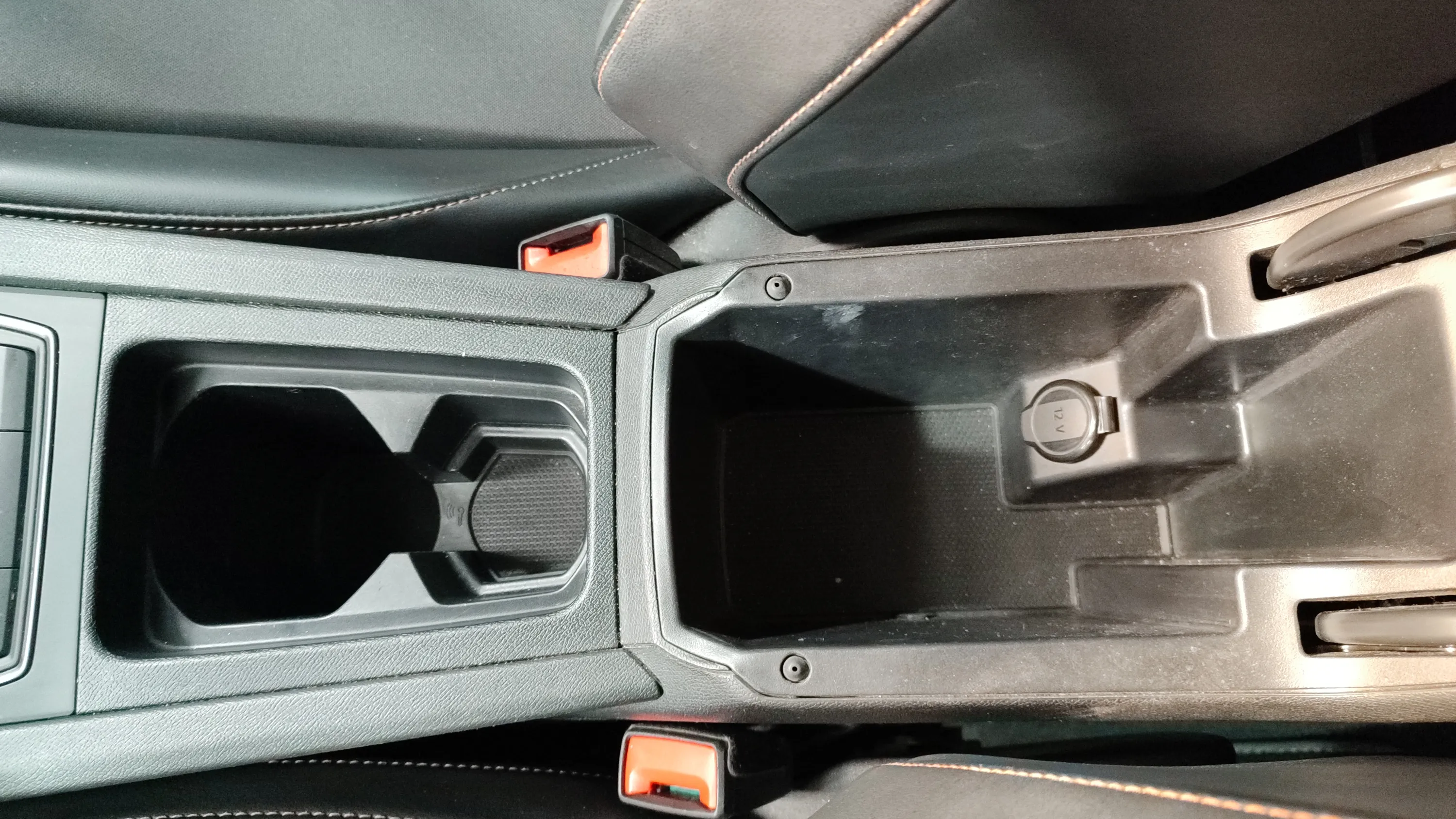 Cupra Formentor 1.5 TSI DSG - foto 18