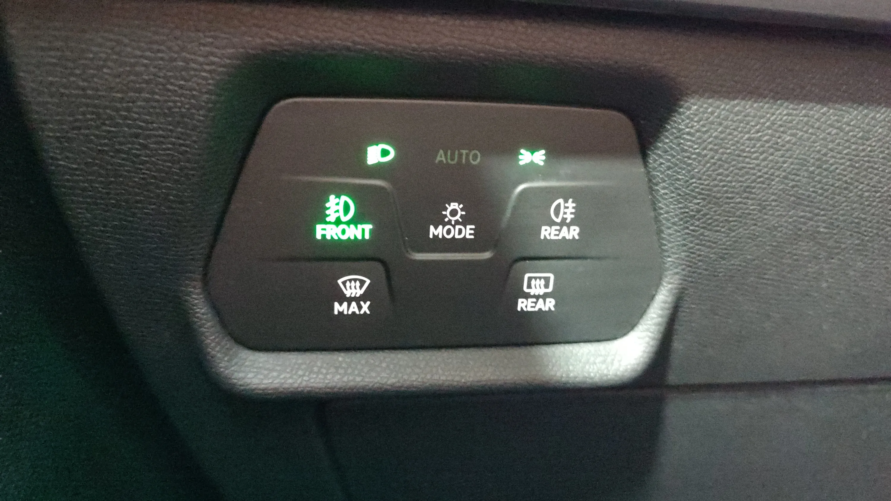 Cupra Formentor 1.5 TSI DSG - foto 16