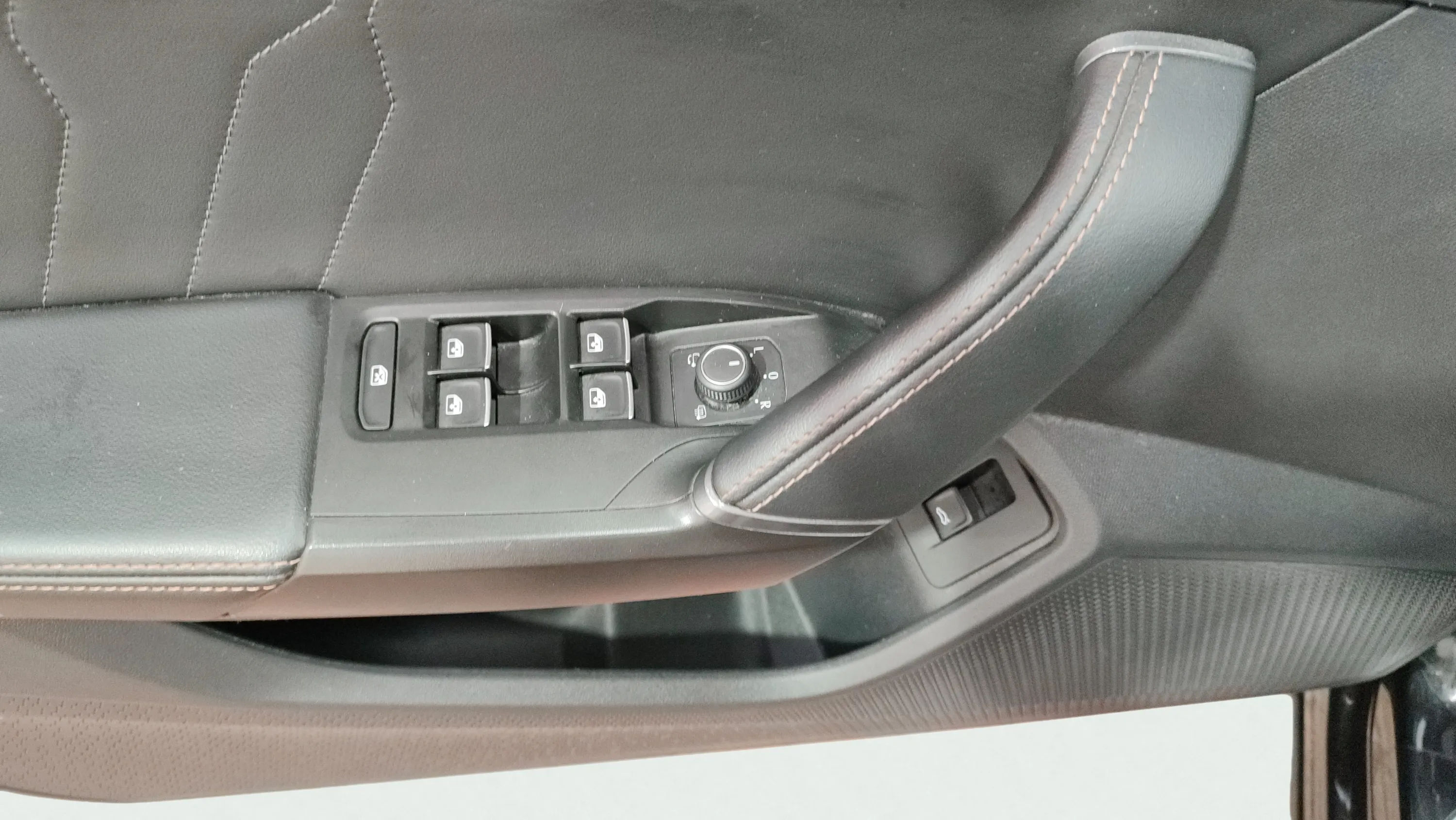 Cupra Formentor 1.5 TSI DSG - foto 20