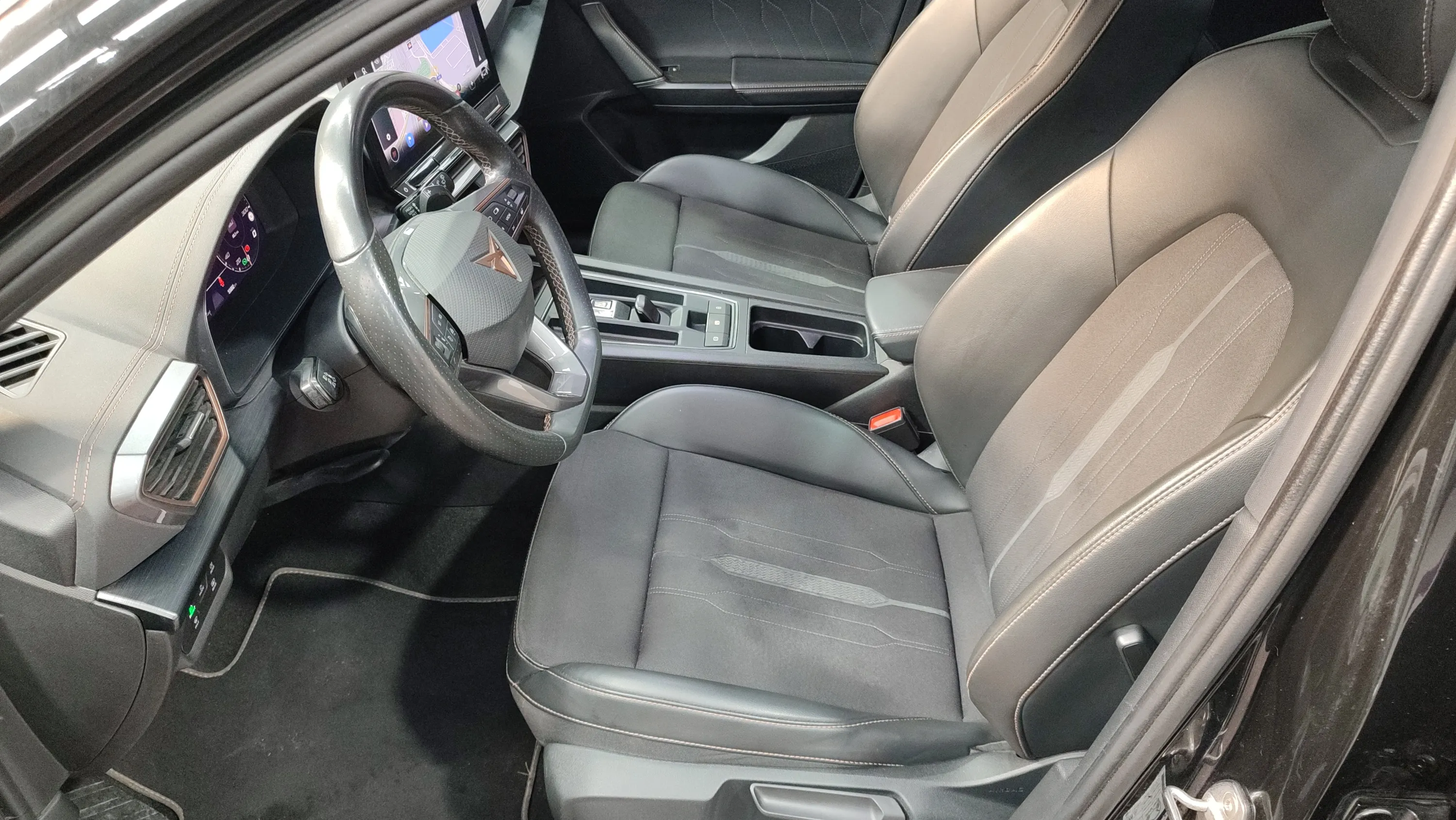 Cupra Formentor 1.5 TSI DSG - foto 21