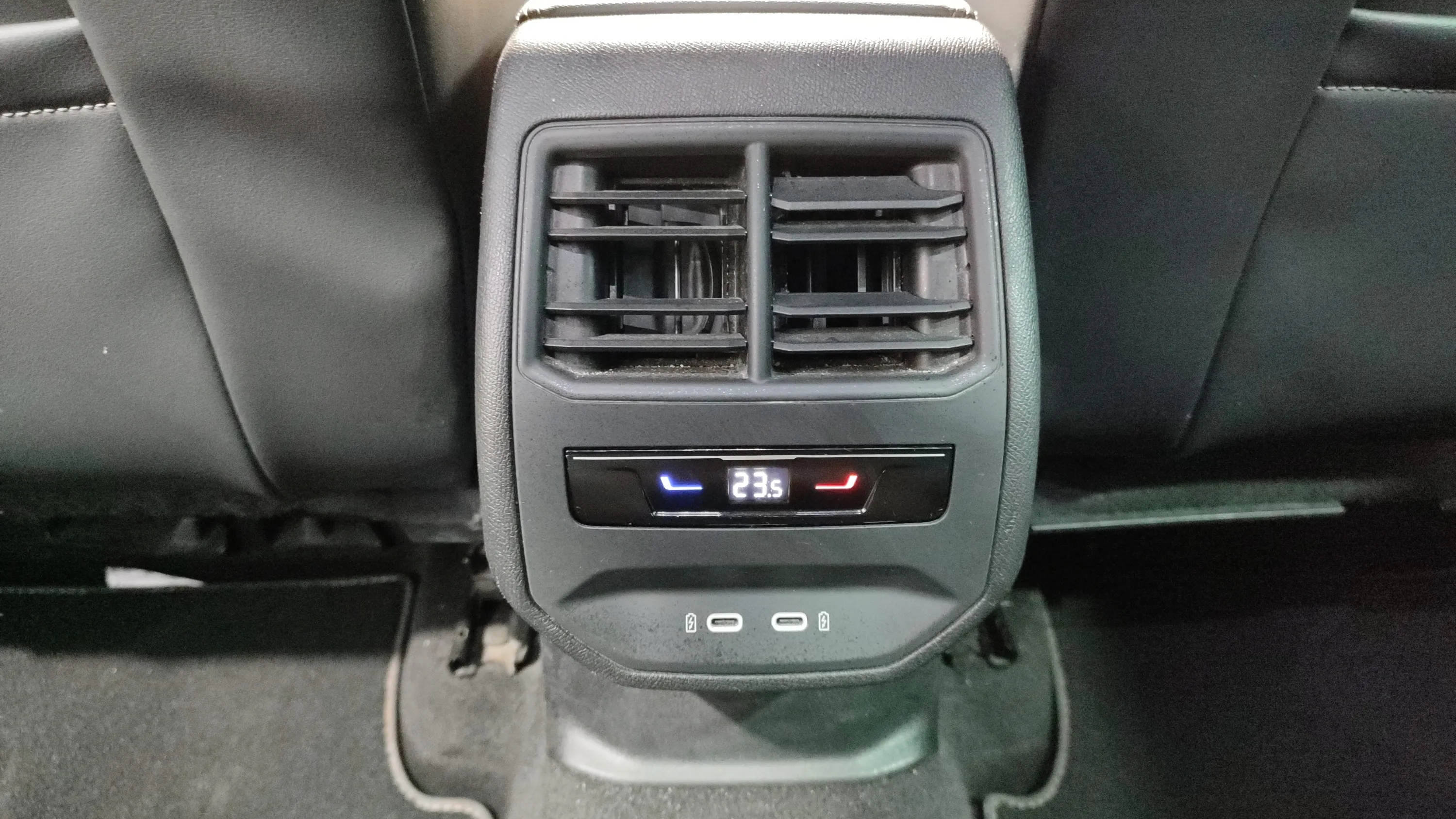 Cupra Formentor 1.5 TSI DSG - foto 17