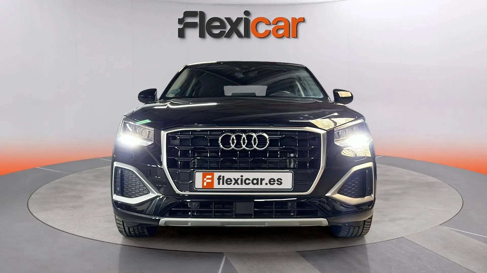 Audi Q2 Adrenalin 30 TFSI - foto 2