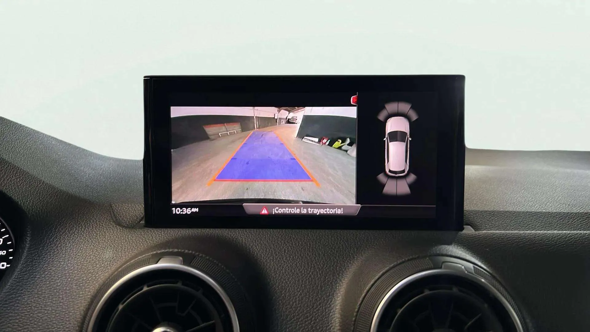 Audi Q2 Adrenalin 30 TFSI - foto 7