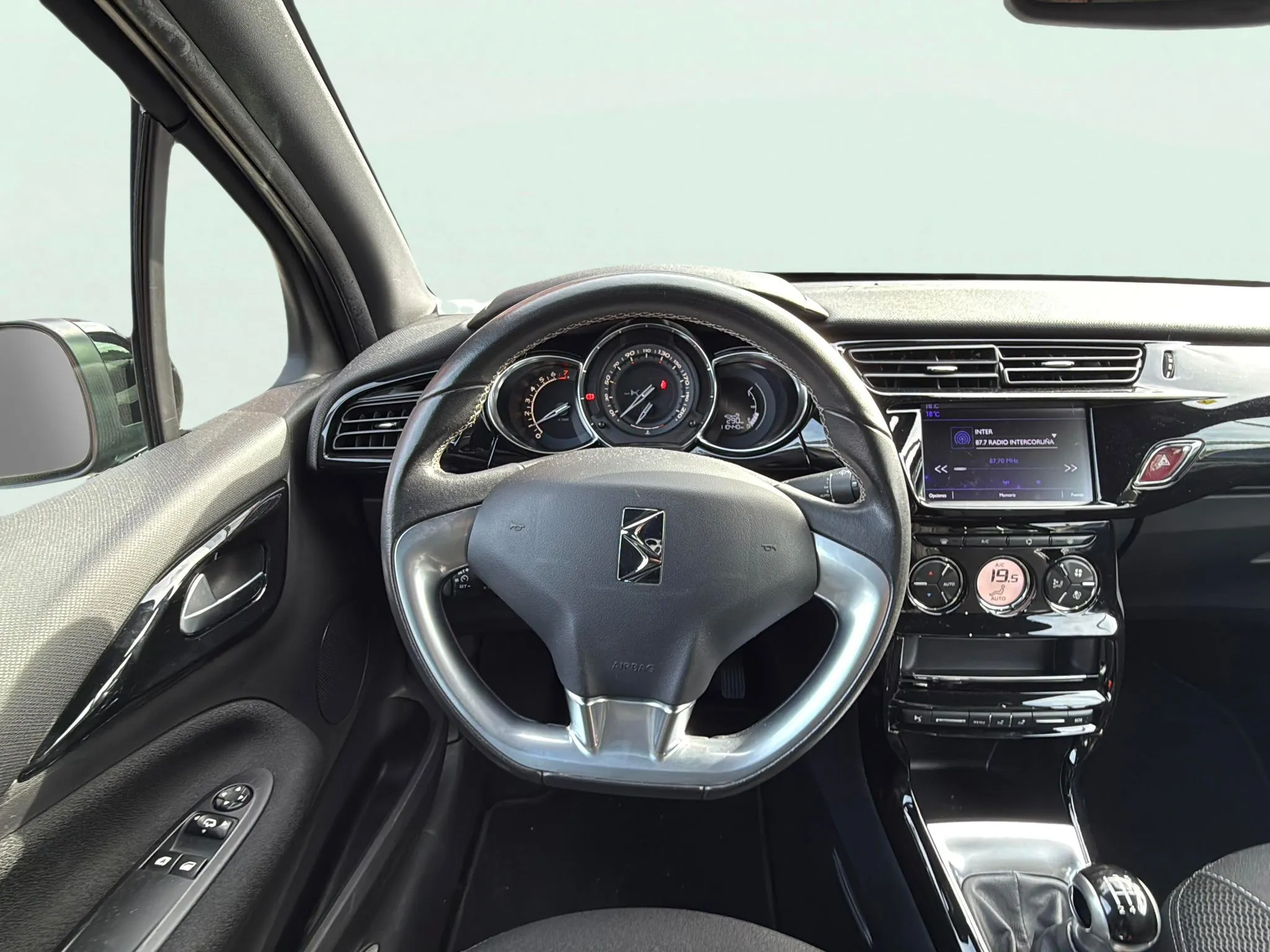 DS DS 3 PureTech Style - foto 11