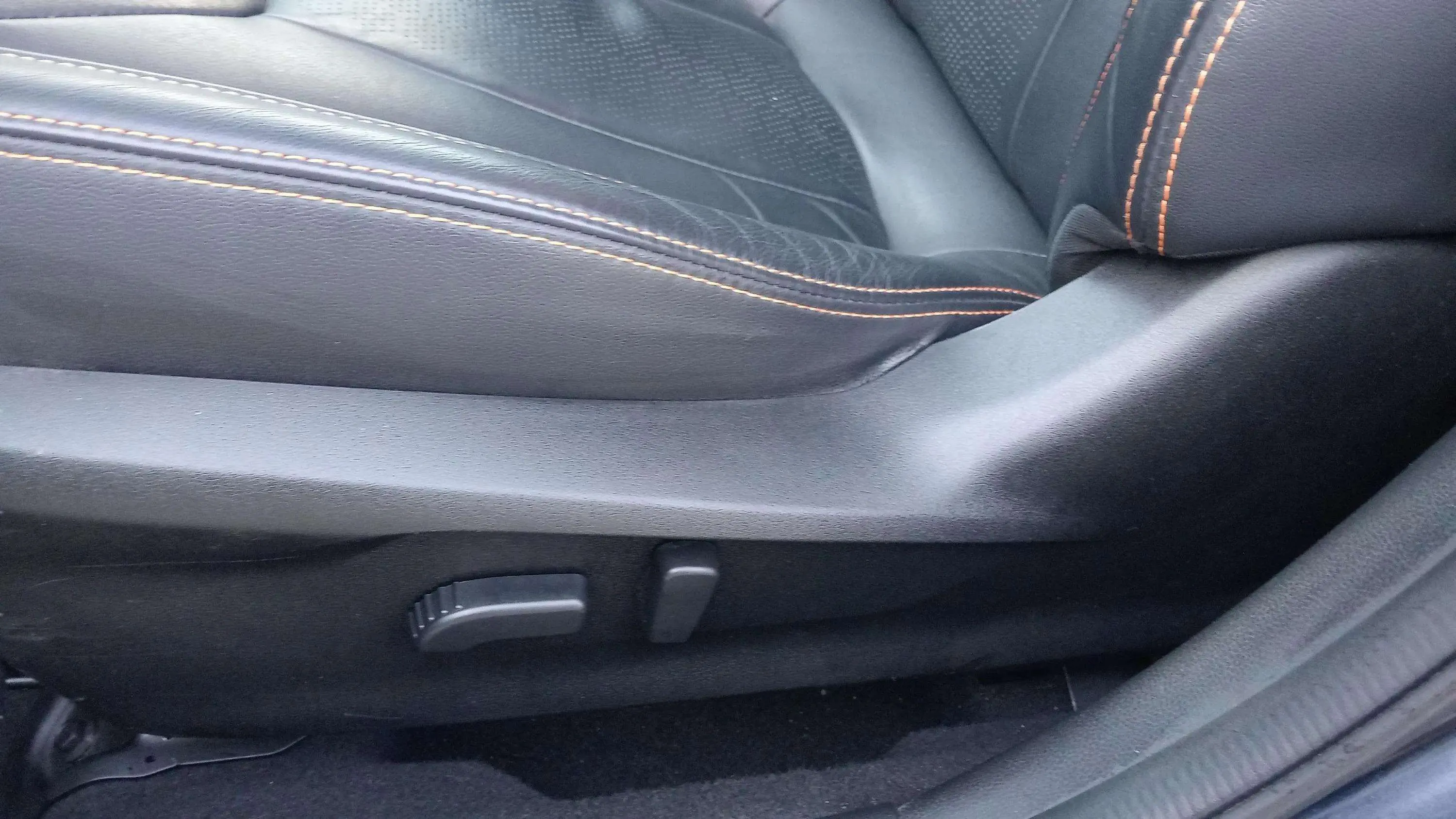 Subaru XV 2.0i Hybrid CVT Executive Plus 4 W - foto 25