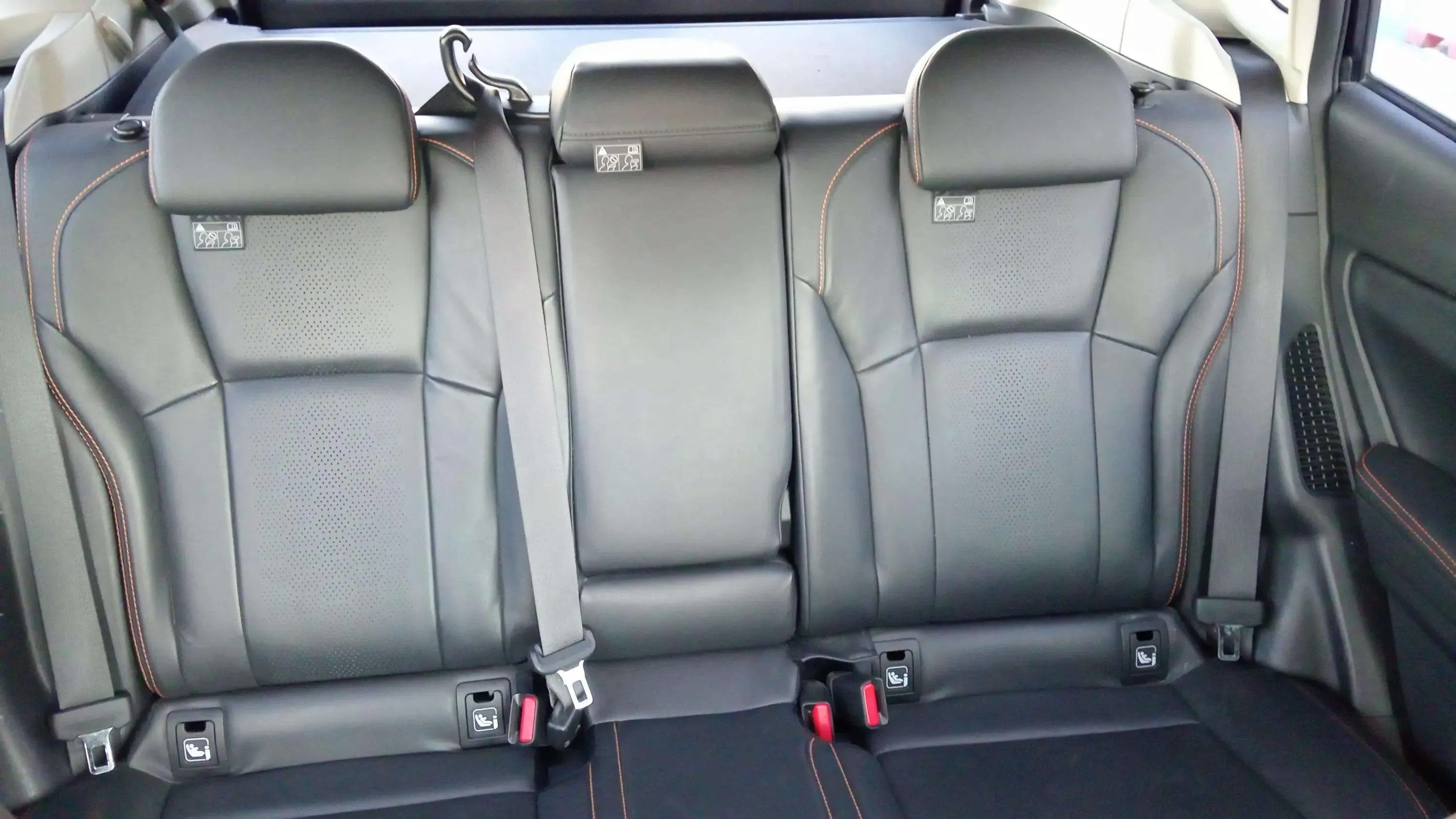 Subaru XV 2.0i Hybrid CVT Executive Plus 4 W - foto 20