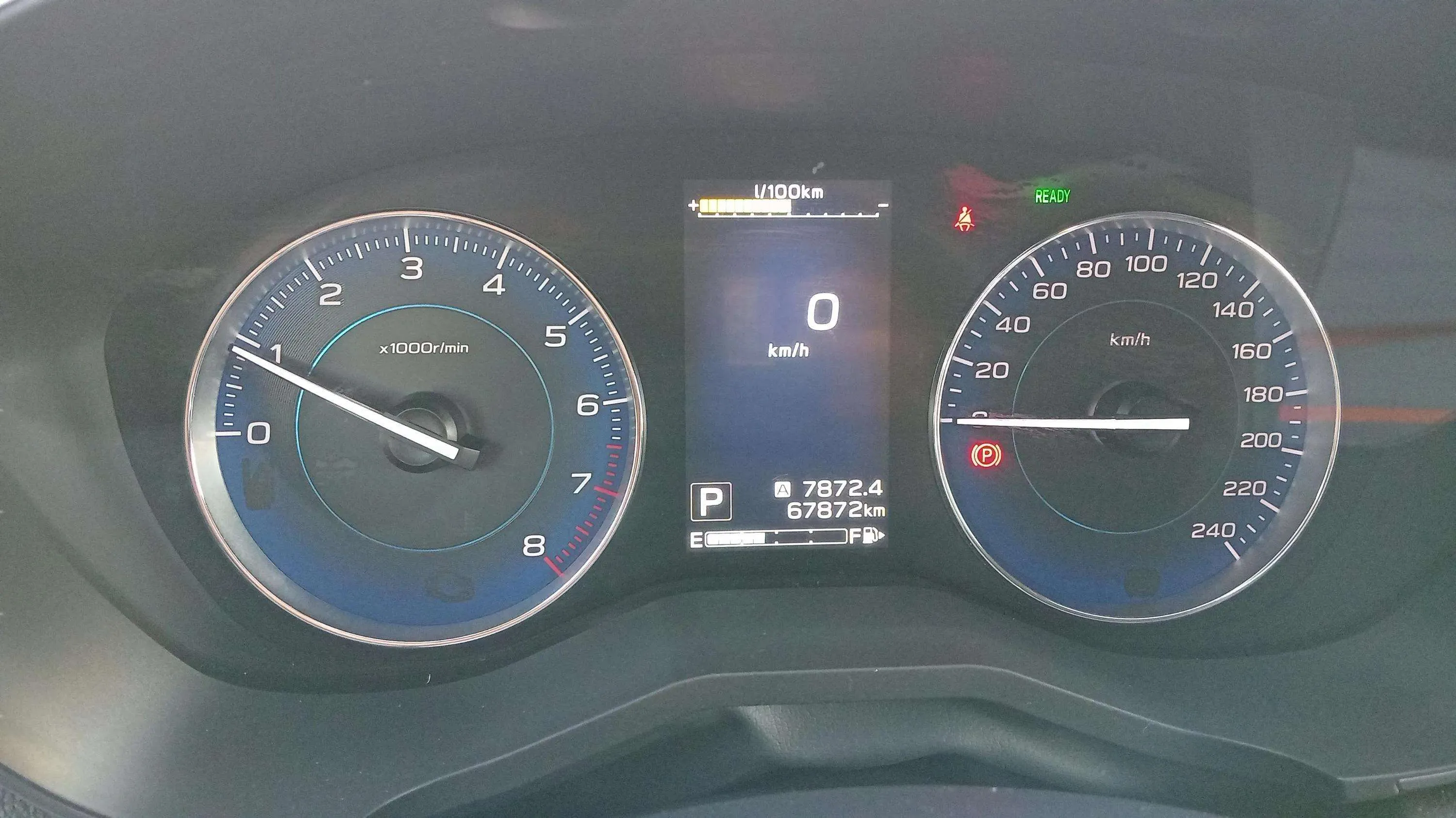 Subaru XV 2.0i Hybrid CVT Executive Plus 4 W - foto 17