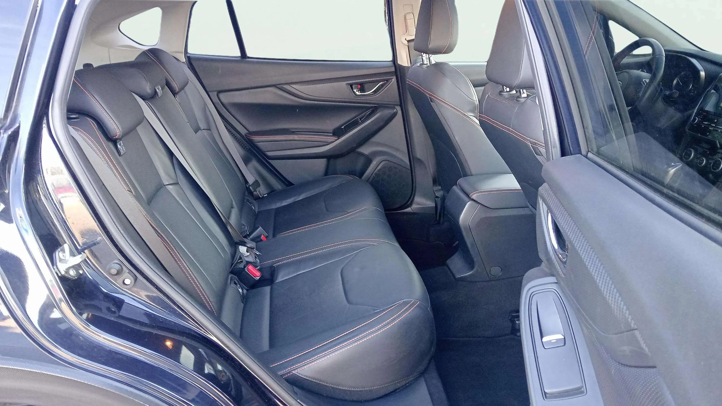 Subaru XV 2.0i Hybrid CVT Executive Plus 4 W - foto 19