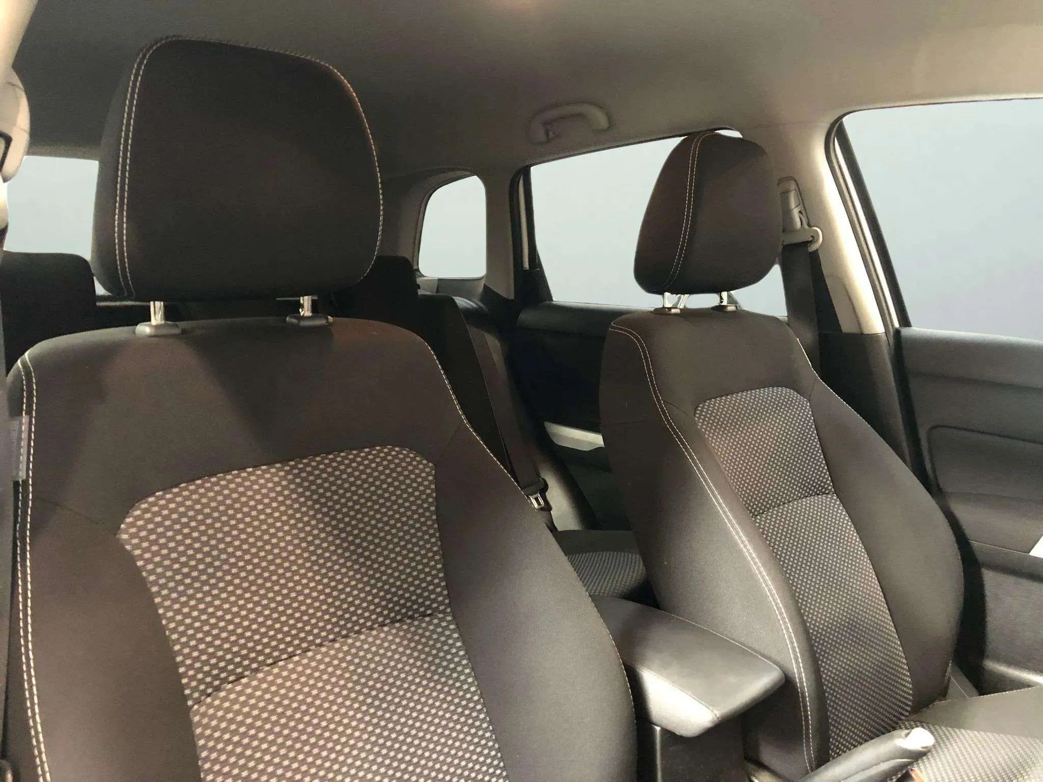 Suzuki Vitara 1.6 Ddis GL - foto 11