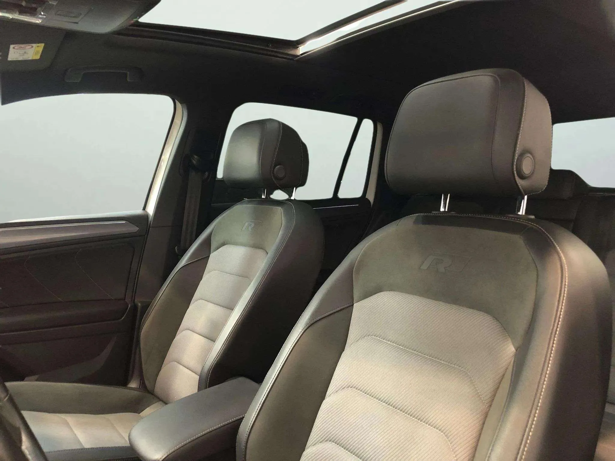 Volkswagen Tiguan Sport 2.0 TDI 4Motion DSG - foto 11