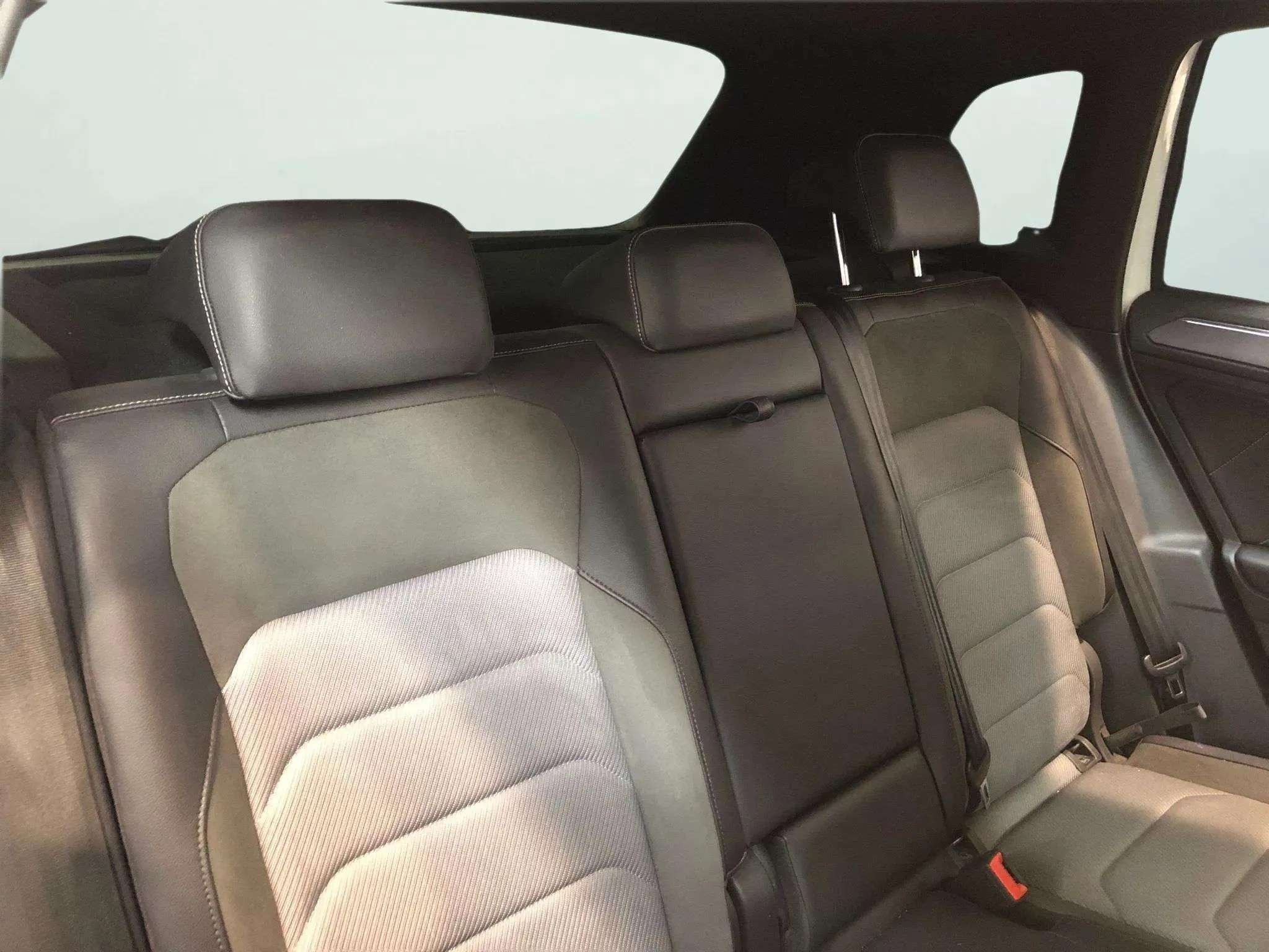 Volkswagen Tiguan Sport 2.0 TDI 4Motion DSG - foto 9