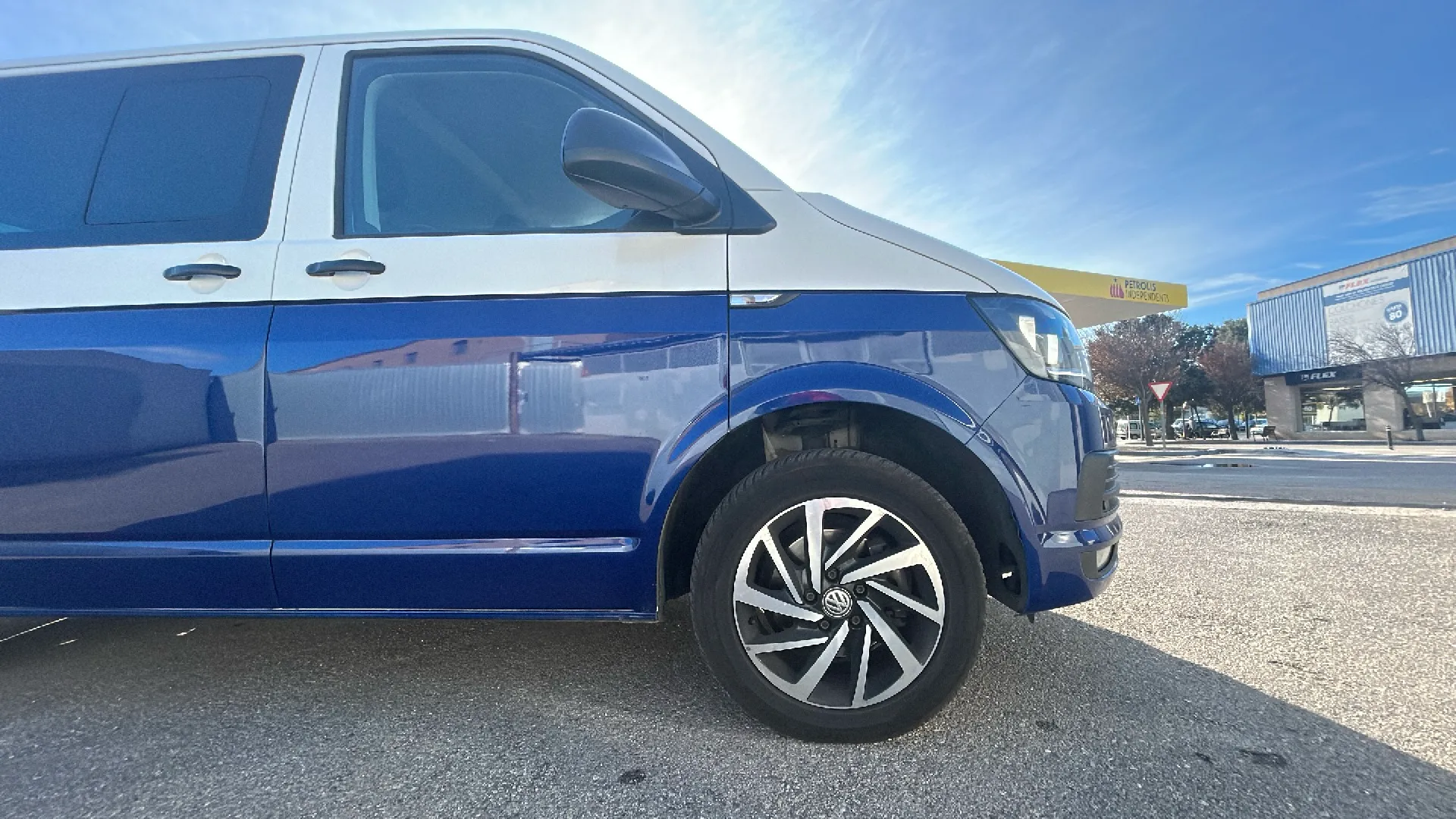 Volkswagen Multivan Premium Corto 2.0 TDI BMT DSG - foto 17