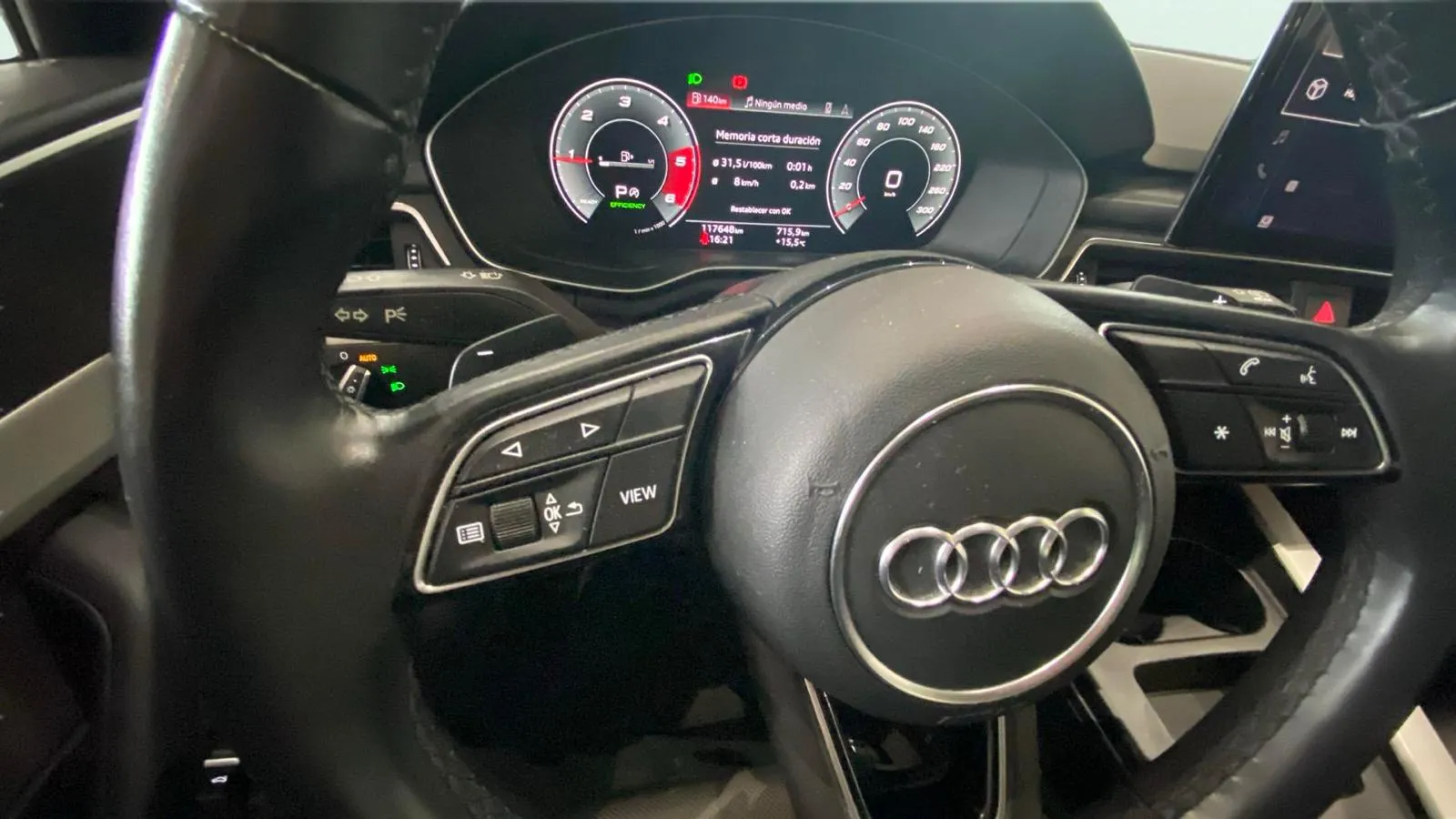 Audi A4 Avant Advanced 30 TDI S tronic - foto 13