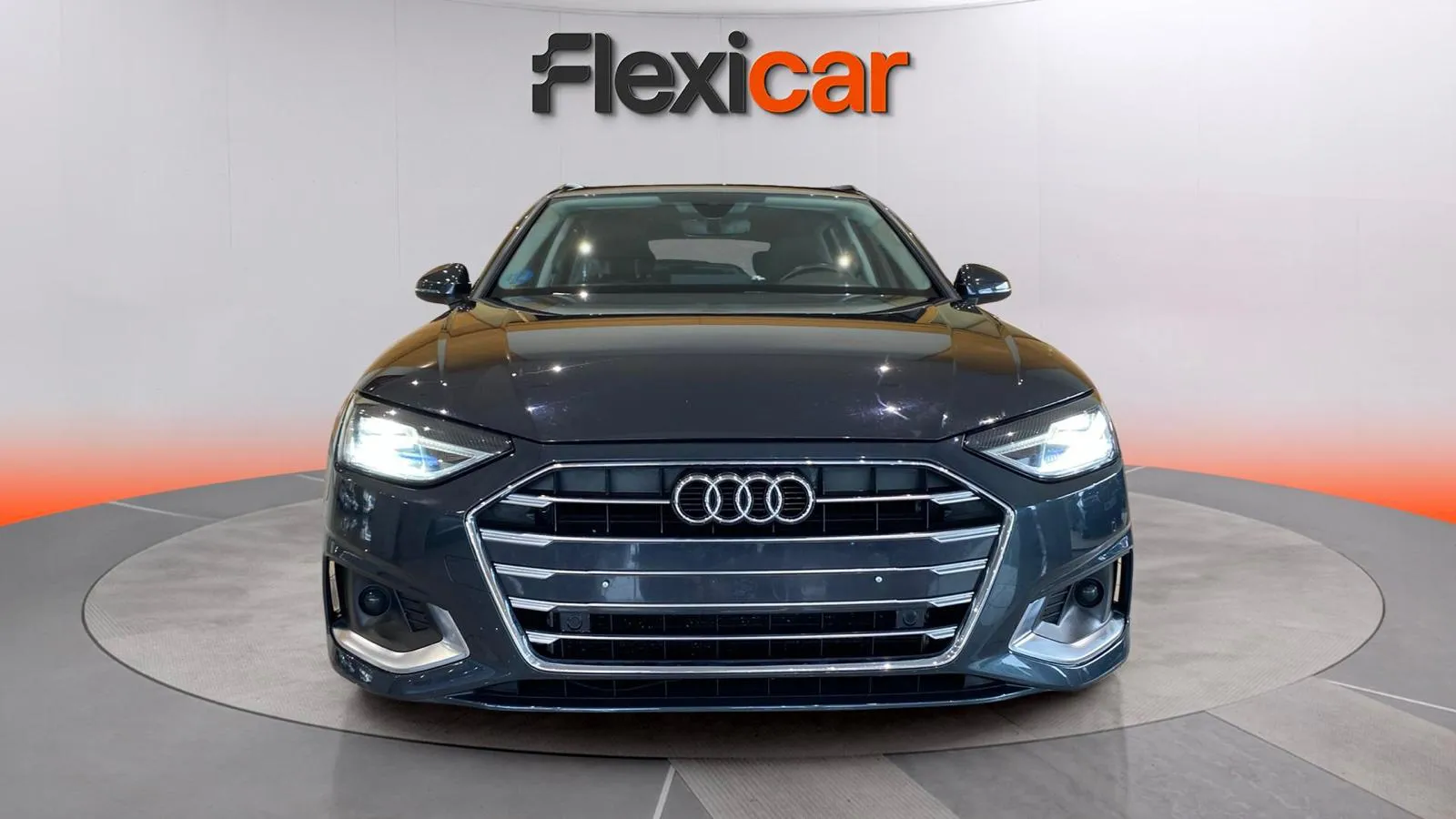 Audi A4 Avant Advanced 30 TDI S tronic - foto 2