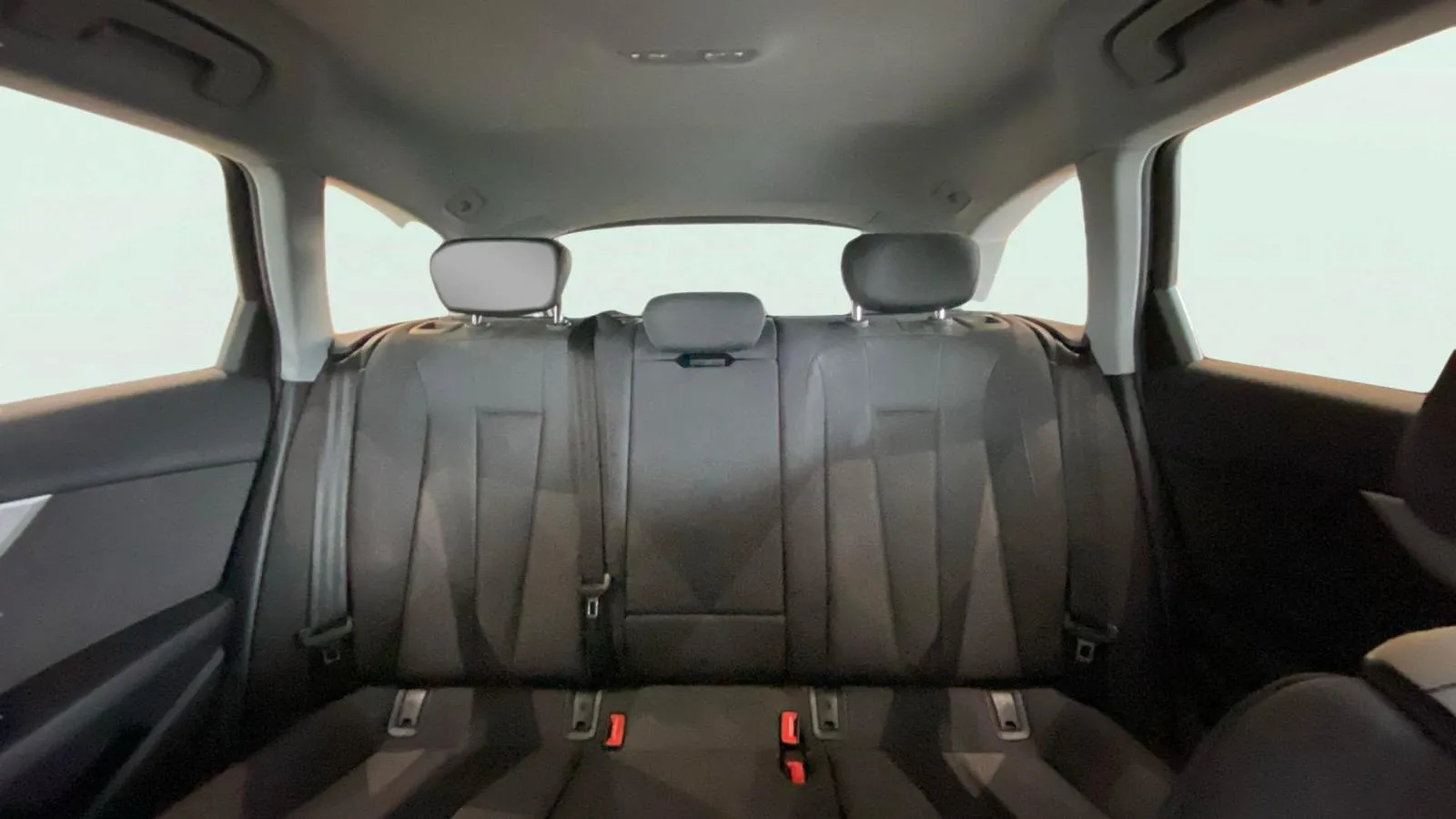 Audi A4 Avant Advanced 30 TDI S tronic - foto 21
