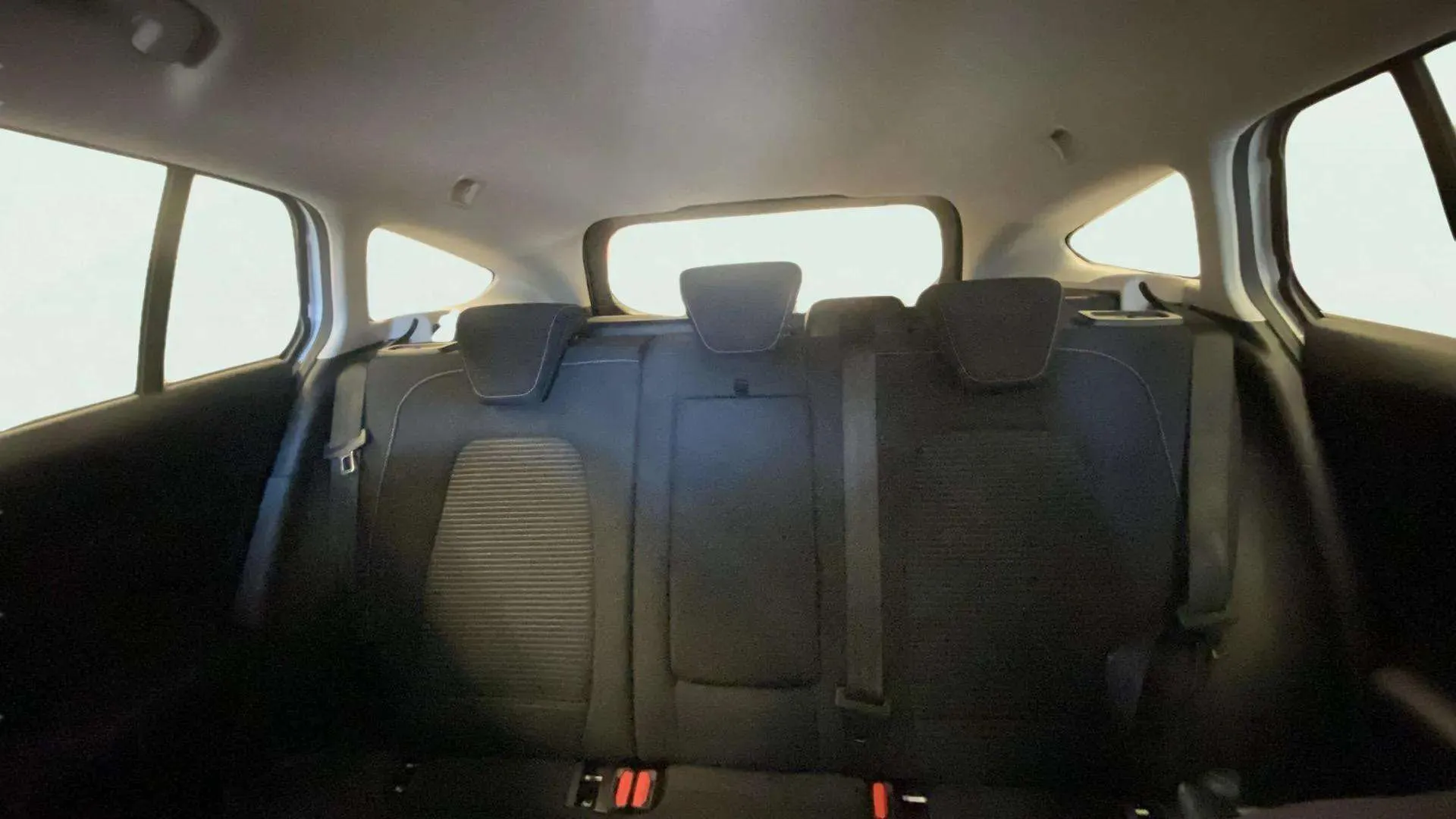 Ford Focus 1.5 EcoBlue Titanium Sportb. - foto 16