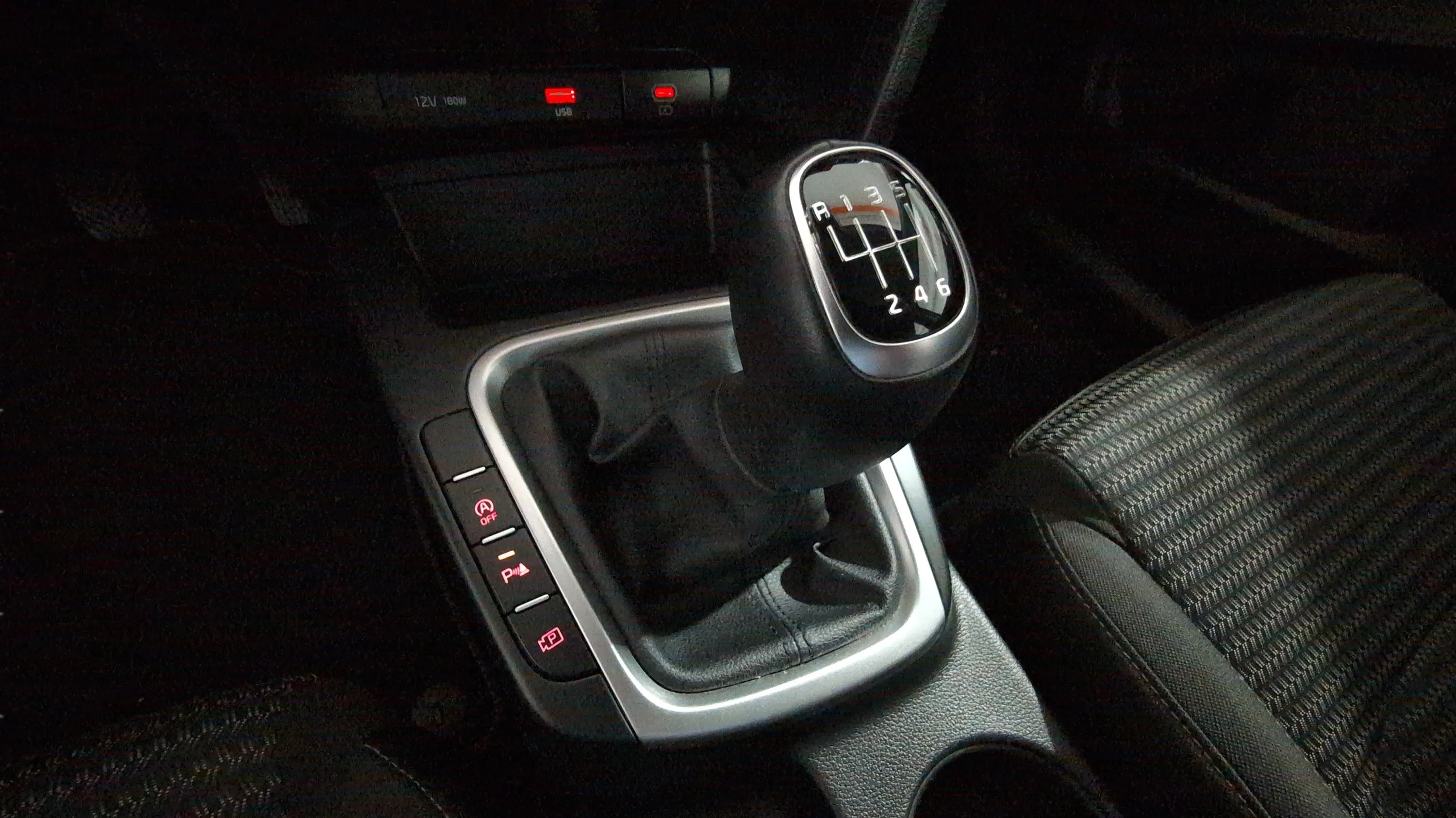 Kia XCeed 1.0 T-GDi Drive - foto 21