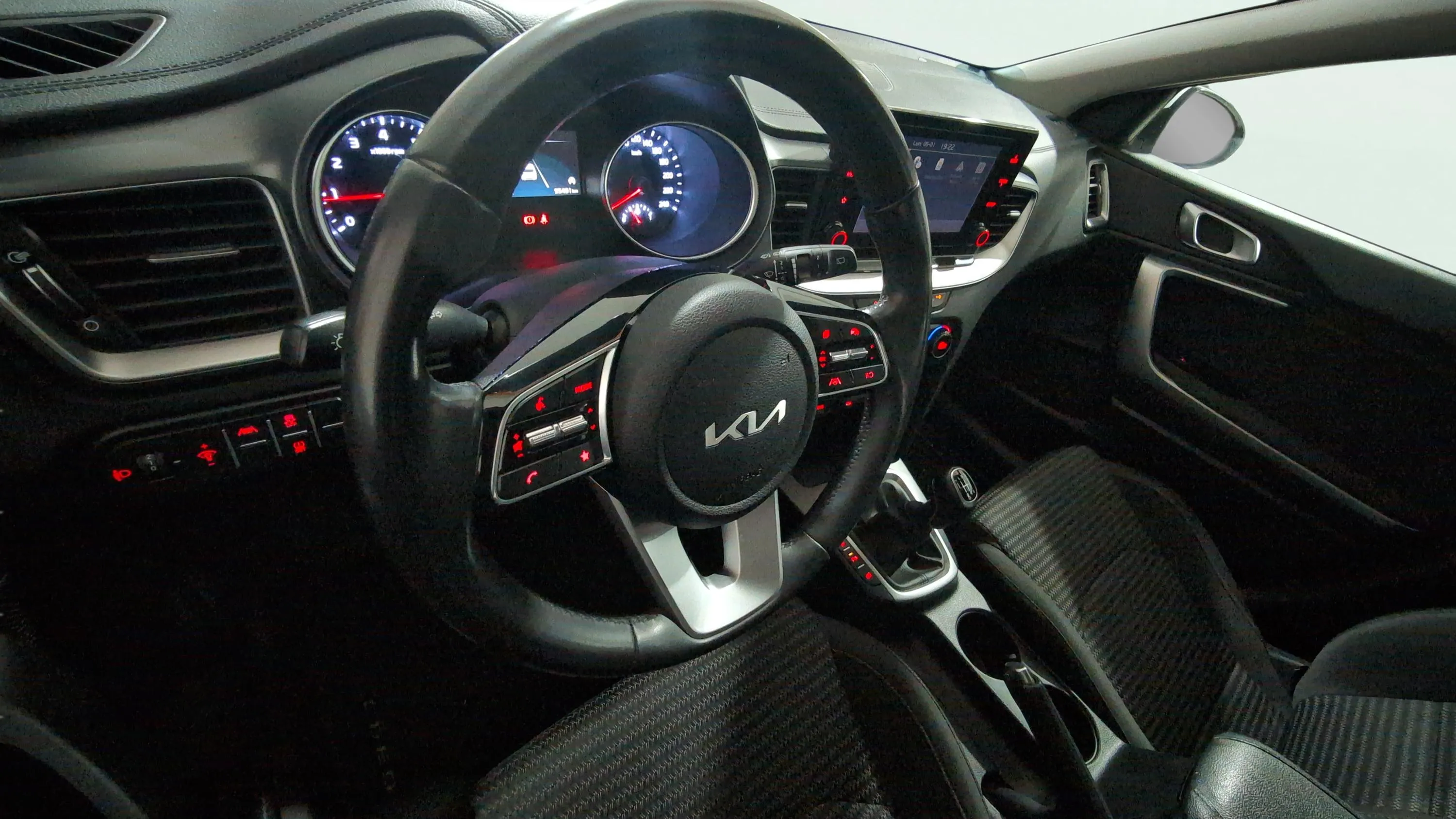 Kia XCeed 1.0 T-GDi Drive - foto 14