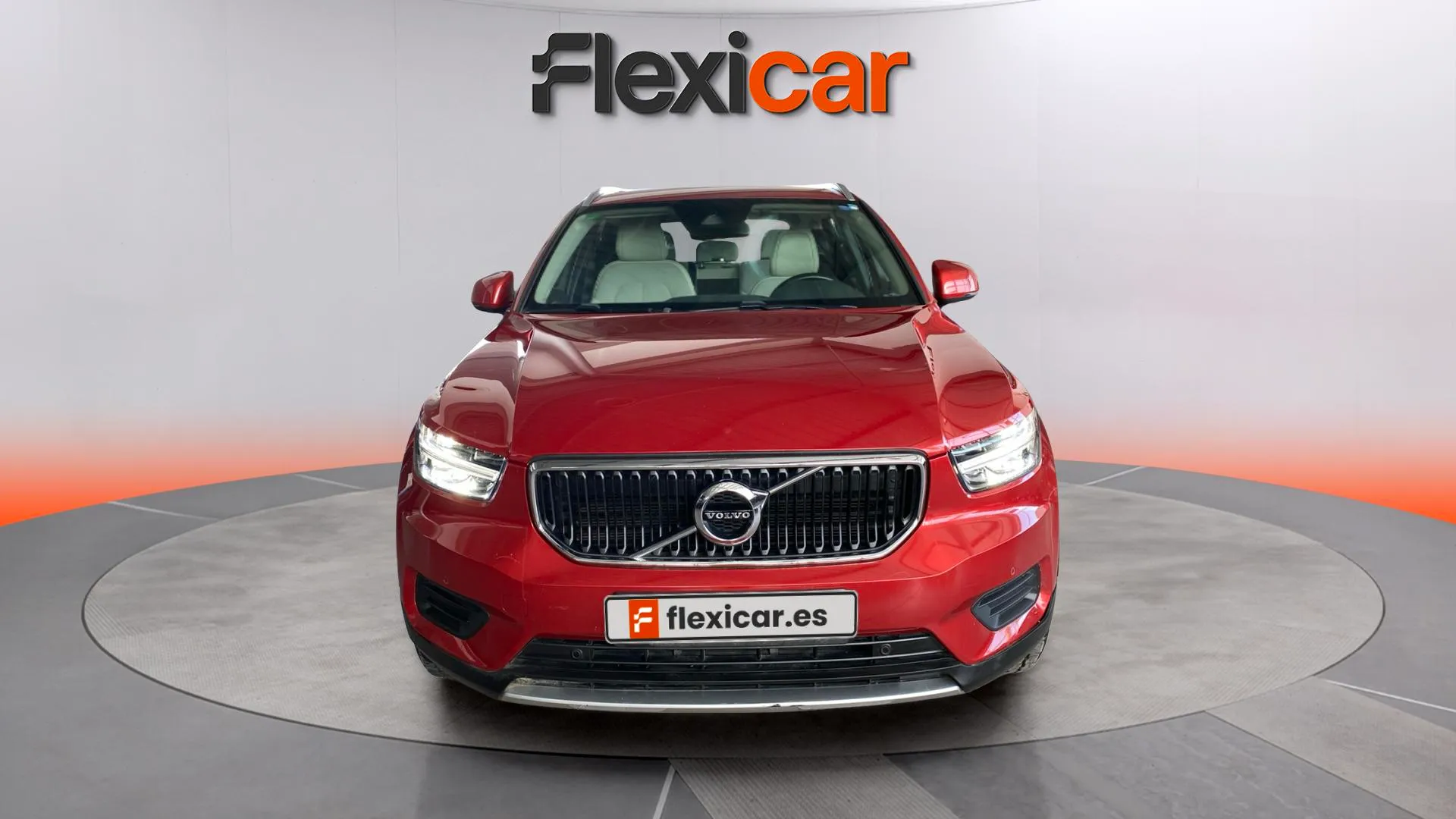 Volvo XC40 2.0 D3 Momentum - foto 2