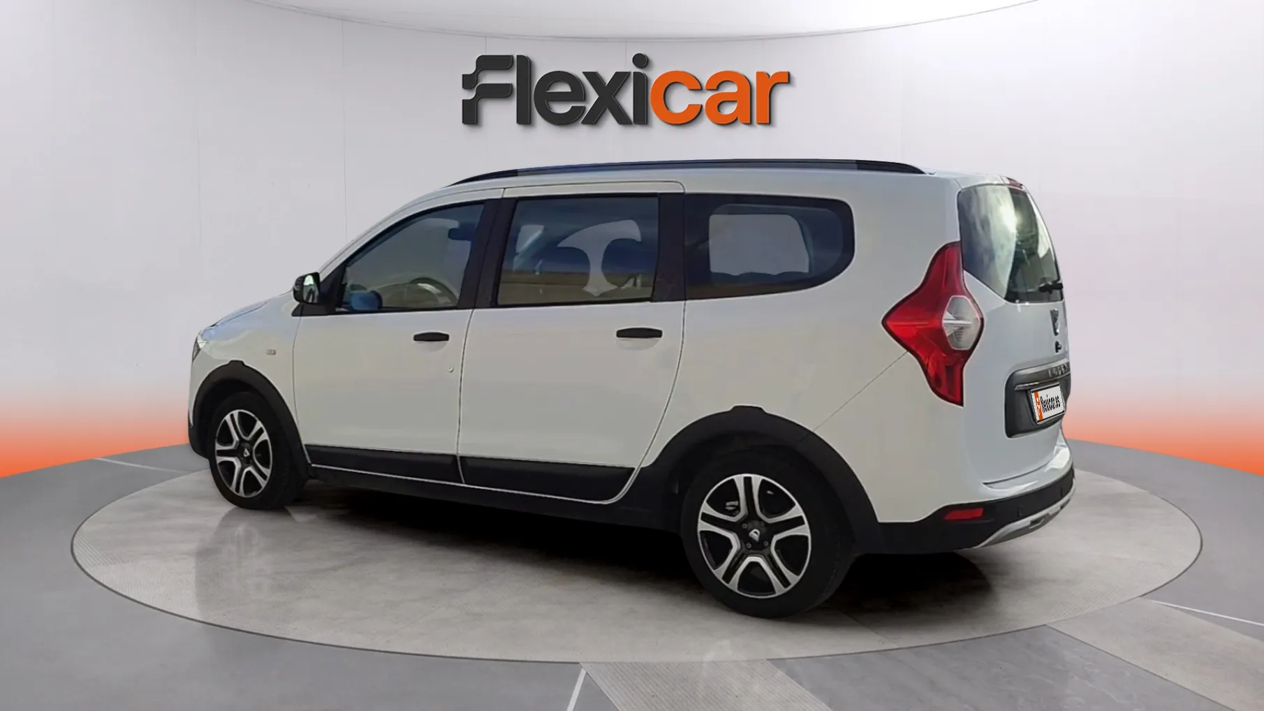 Dacia Lodgy Comfort Blue dCi 5 plazas 18 - foto 5