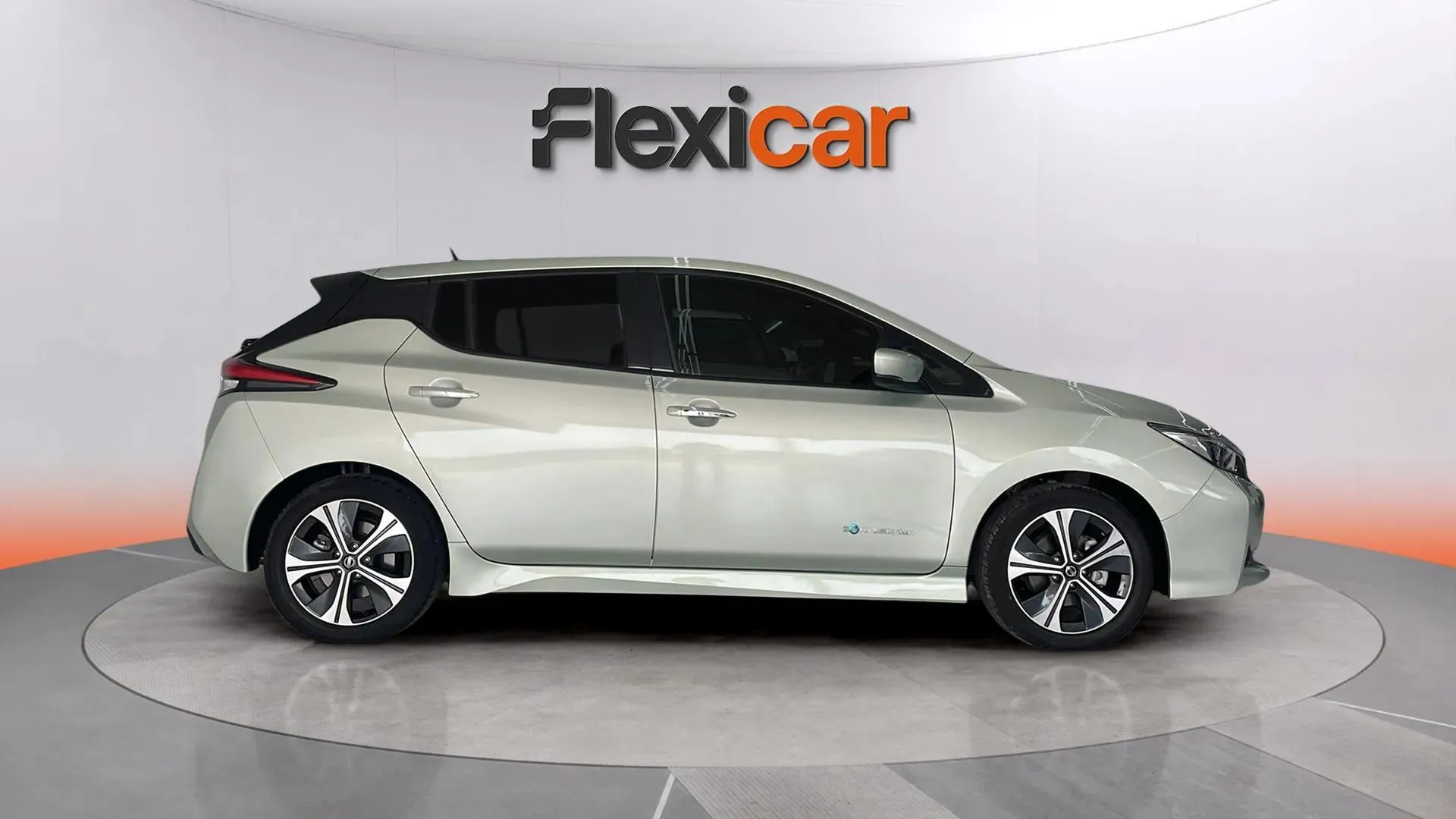Nissan Leaf 40kWh N-Connecta Bitono - foto 3