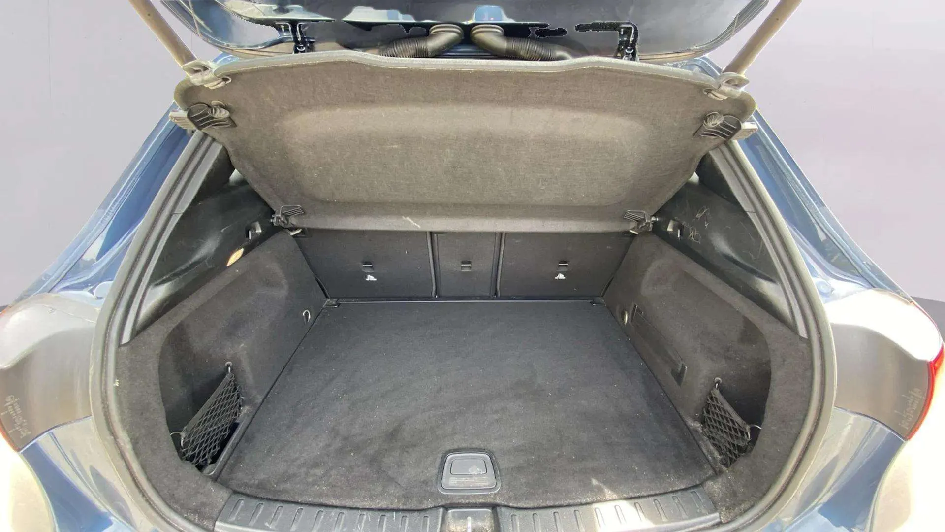Mercedes-Benz GLA 200 D 4MATIC - foto 17