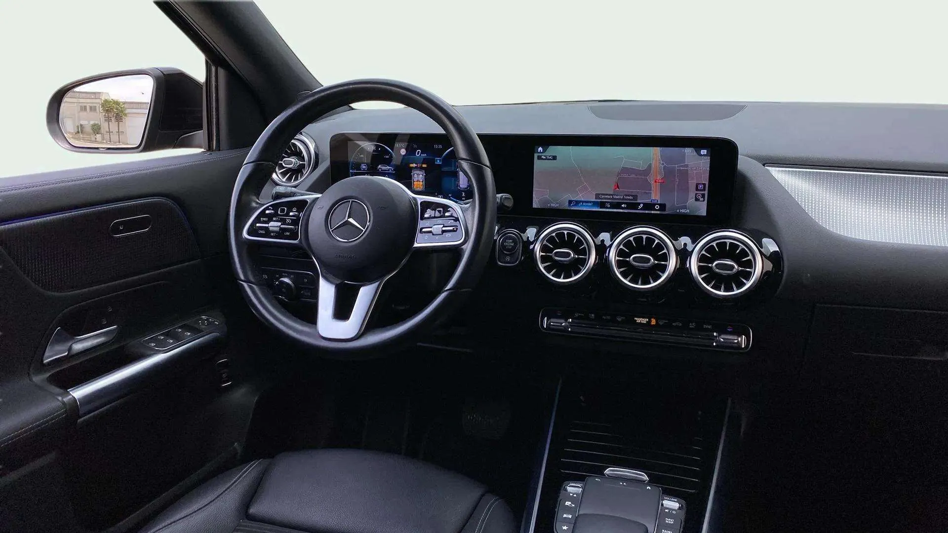 Mercedes-Benz GLA 200 D 4MATIC - foto 12