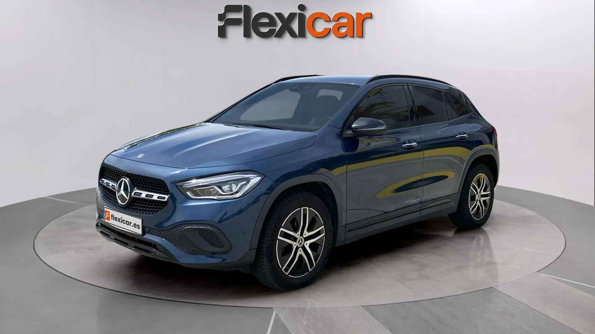 Mercedes-Benz GLA 200 D 4MATIC - foto 3