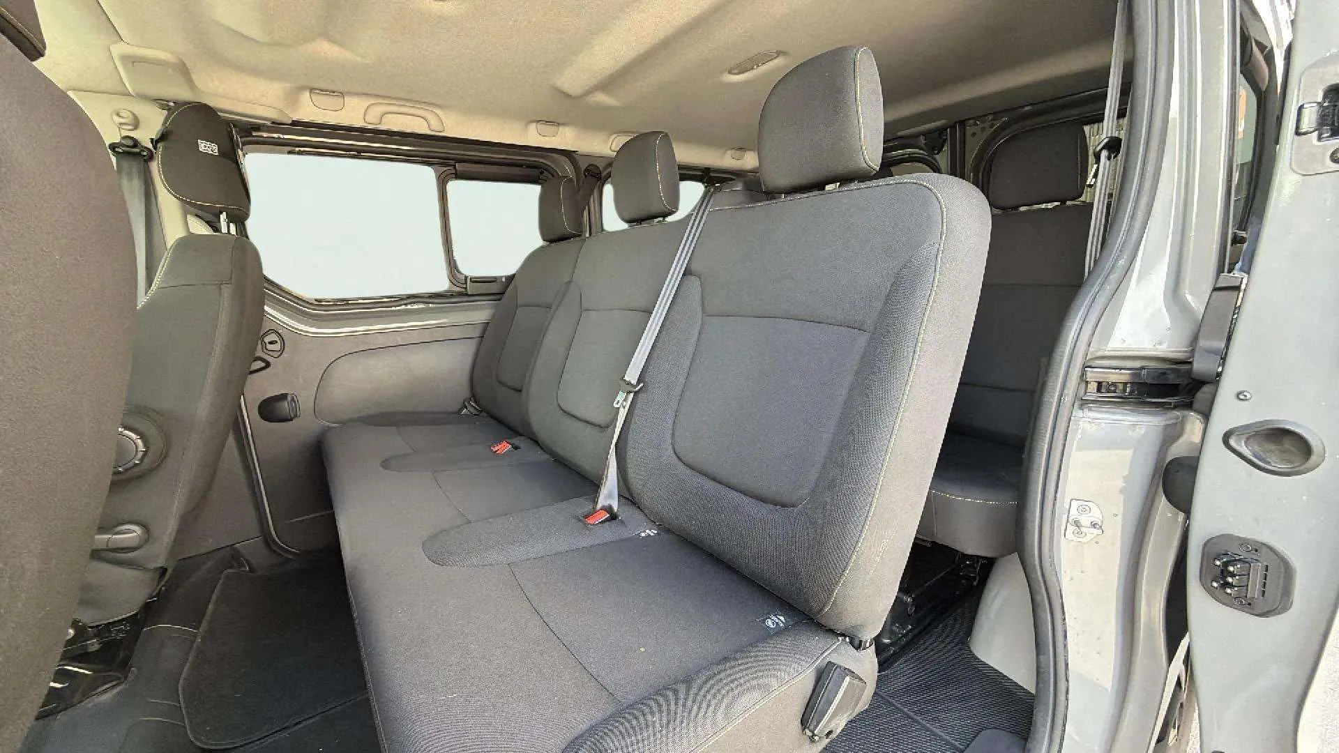 Renault Trafic Combi 9 Energy dCi Euro 6 - foto 14