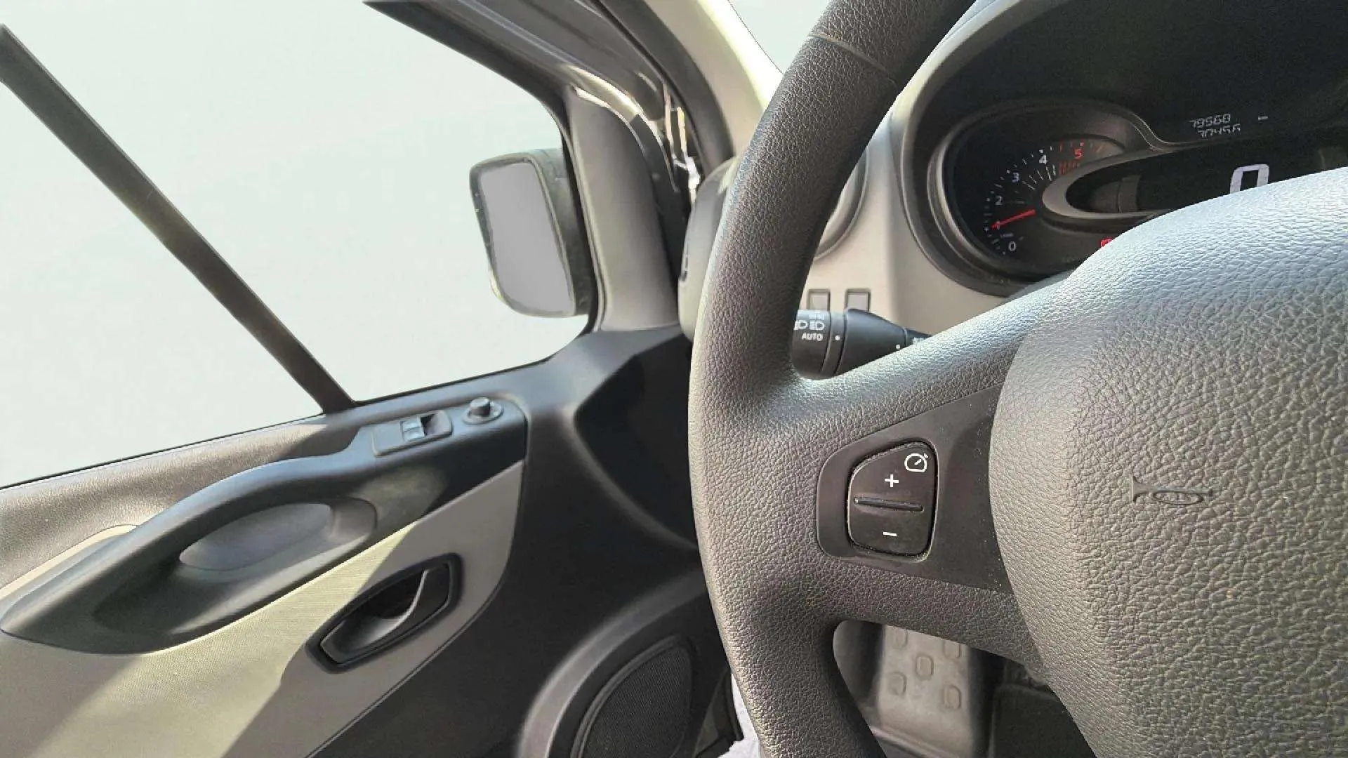 Renault Trafic Combi 9 Energy dCi Euro 6 - foto 15