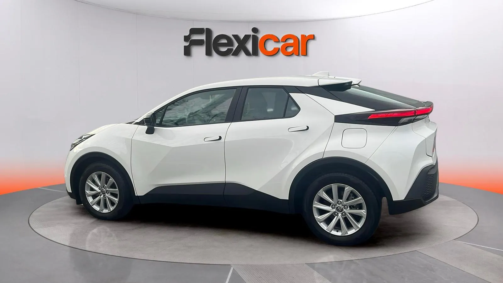 Toyota C-HR 1.8 Active Hybrid 140 - foto 9